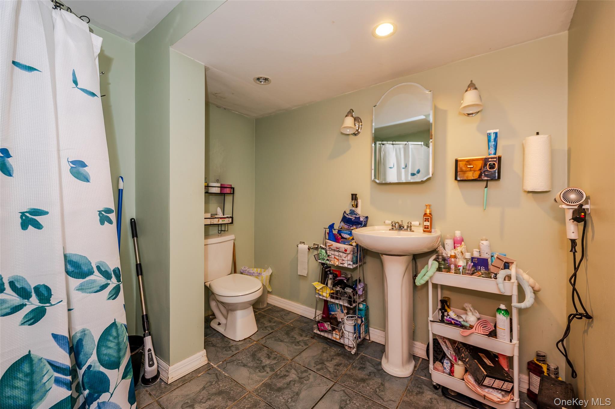 279 Collfield Avenue, Staten Island, NY 10314