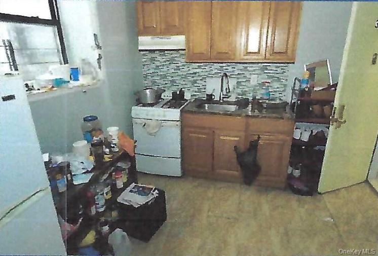 93- 03 Avenue L, Brooklyn, NY 11236