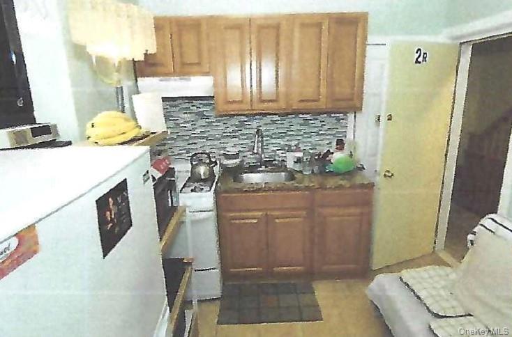 93- 03 Avenue L, Brooklyn, NY 11236