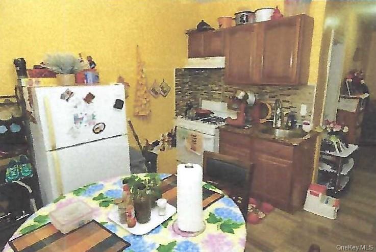 93- 03 Avenue L, Brooklyn, NY 11236