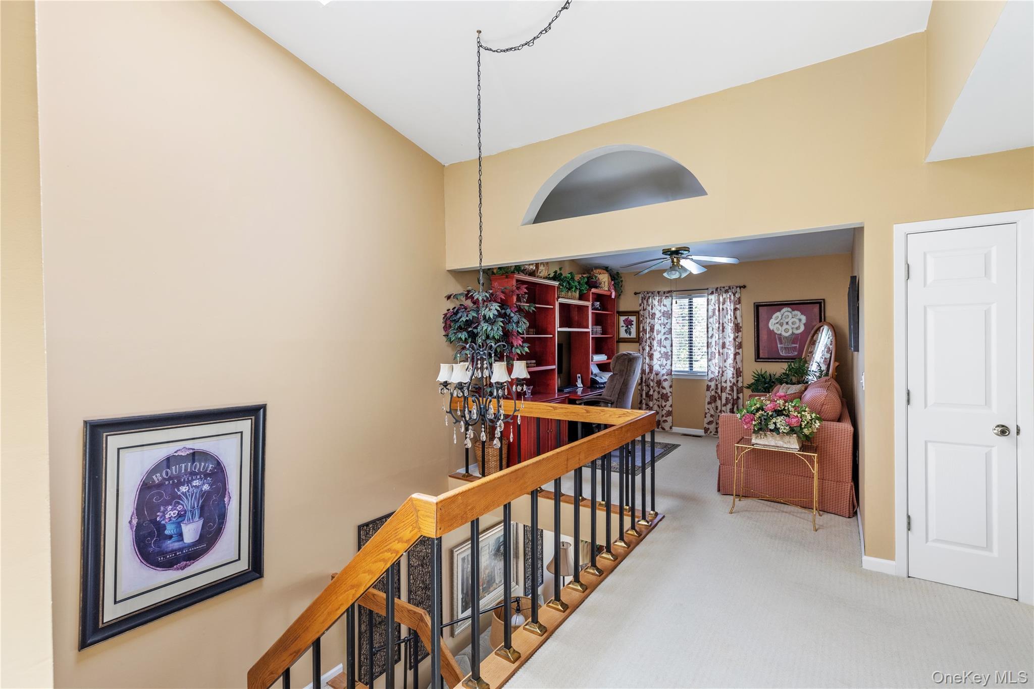 108 Hidden Ponds Circle, Smithtown, NY 11787