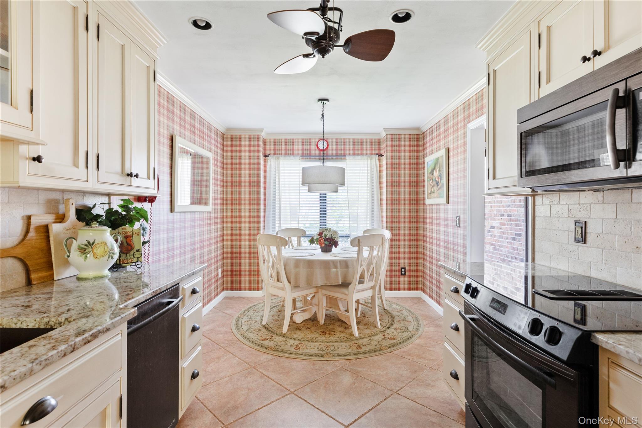 108 Hidden Ponds Circle, Smithtown, NY 11787