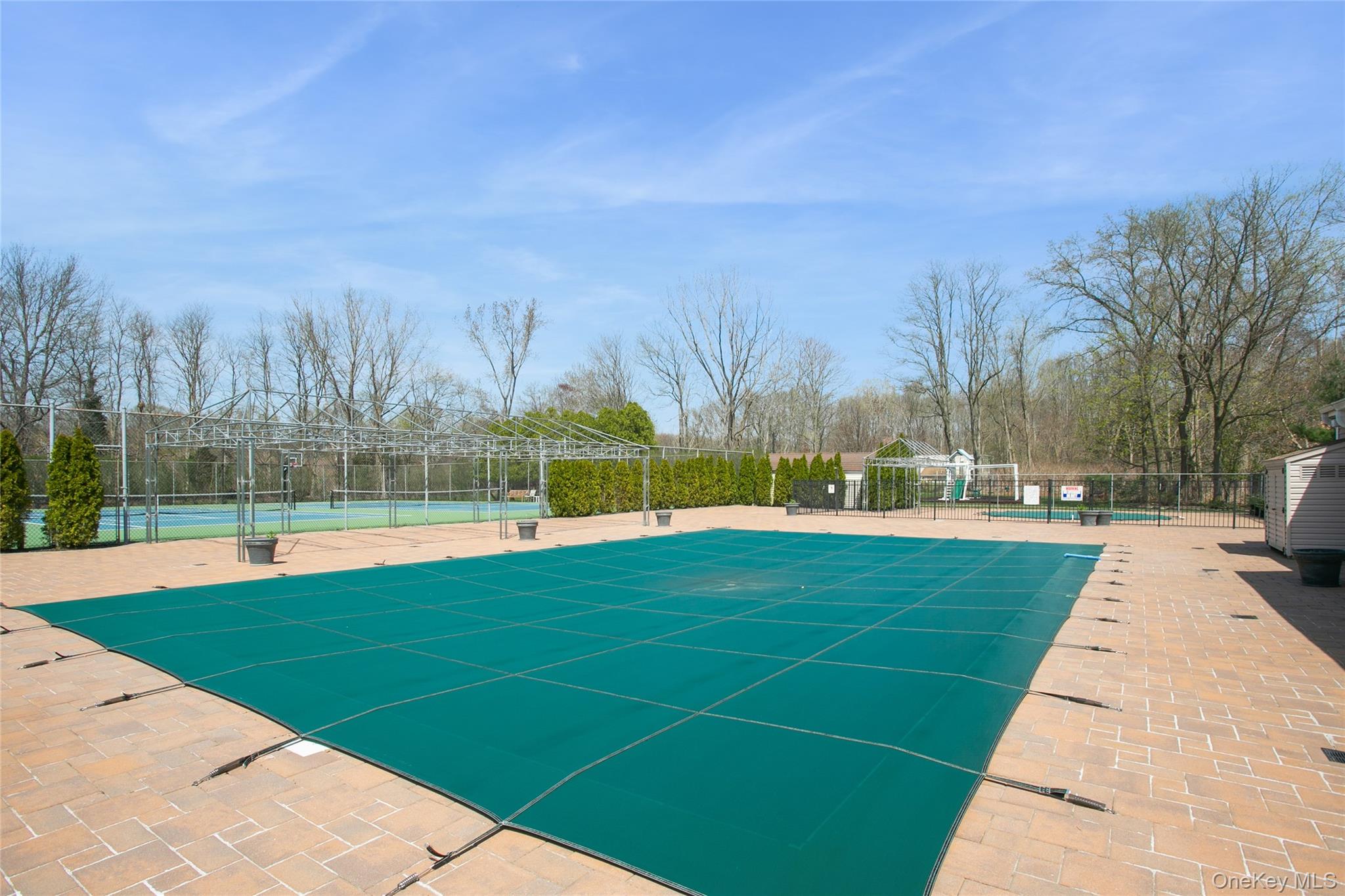 108 Hidden Ponds Circle, Smithtown, NY 11787