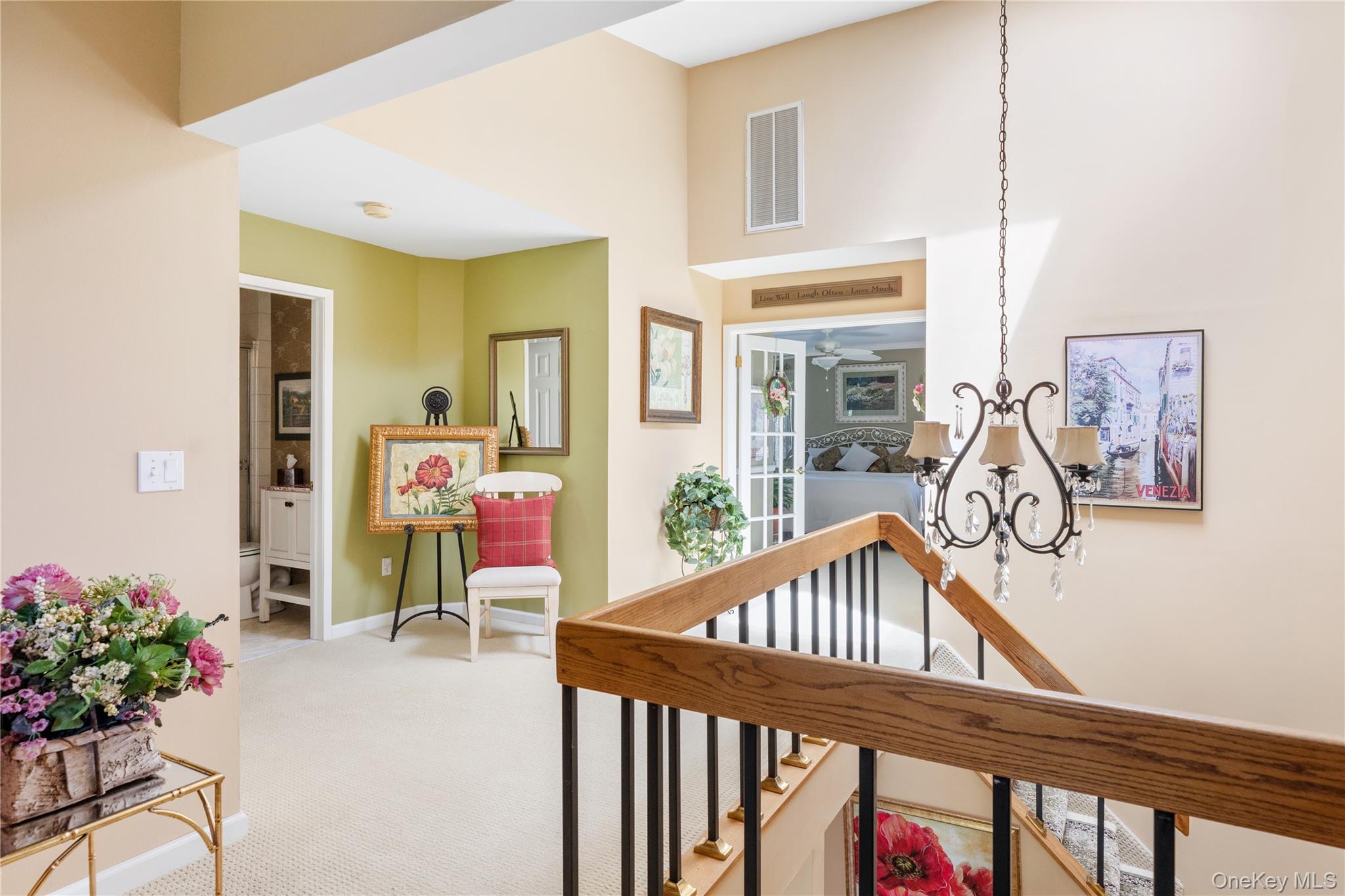 108 Hidden Ponds Circle, Smithtown, NY 11787