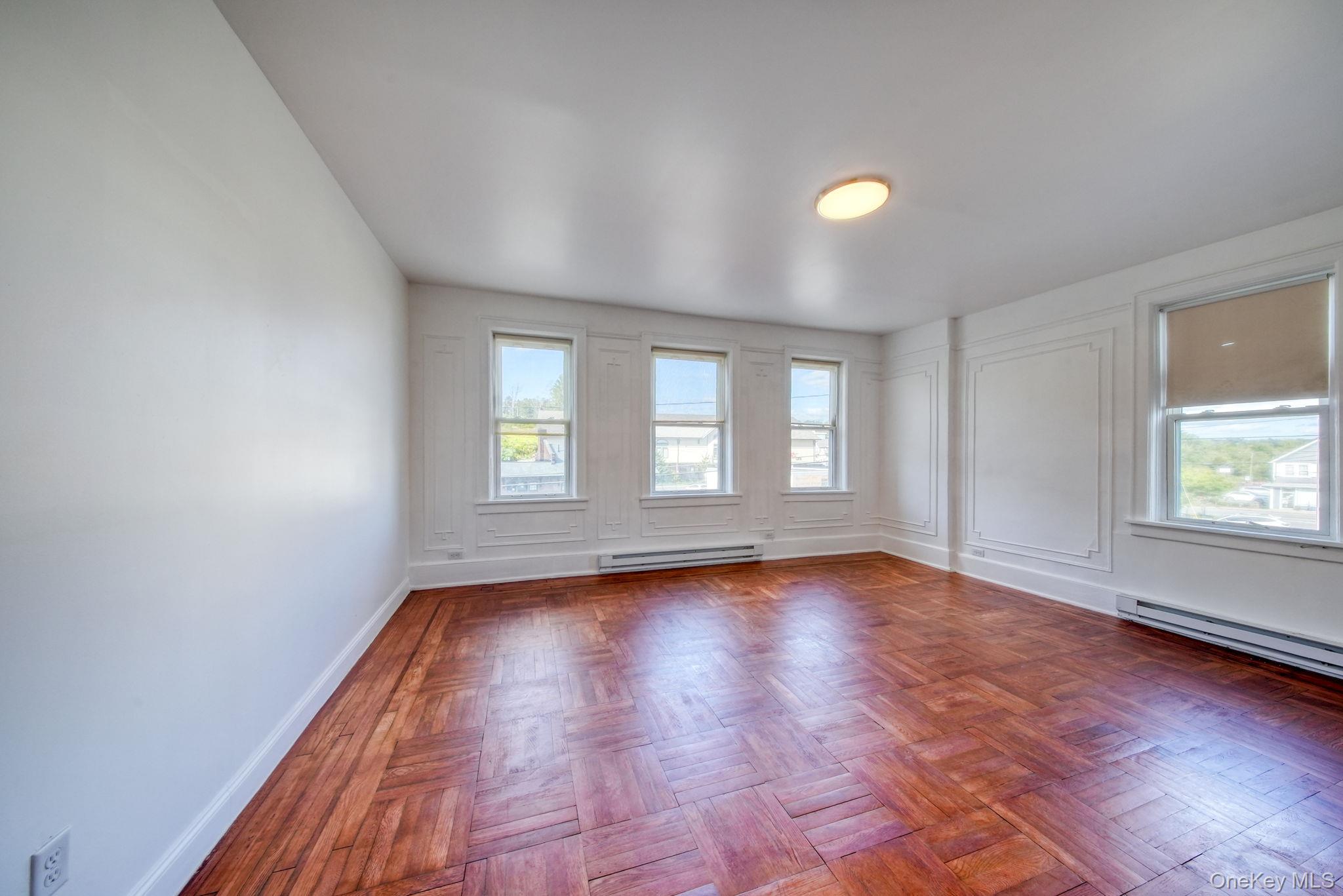 9 Mongaup Road, Hurleyville, NY 12747