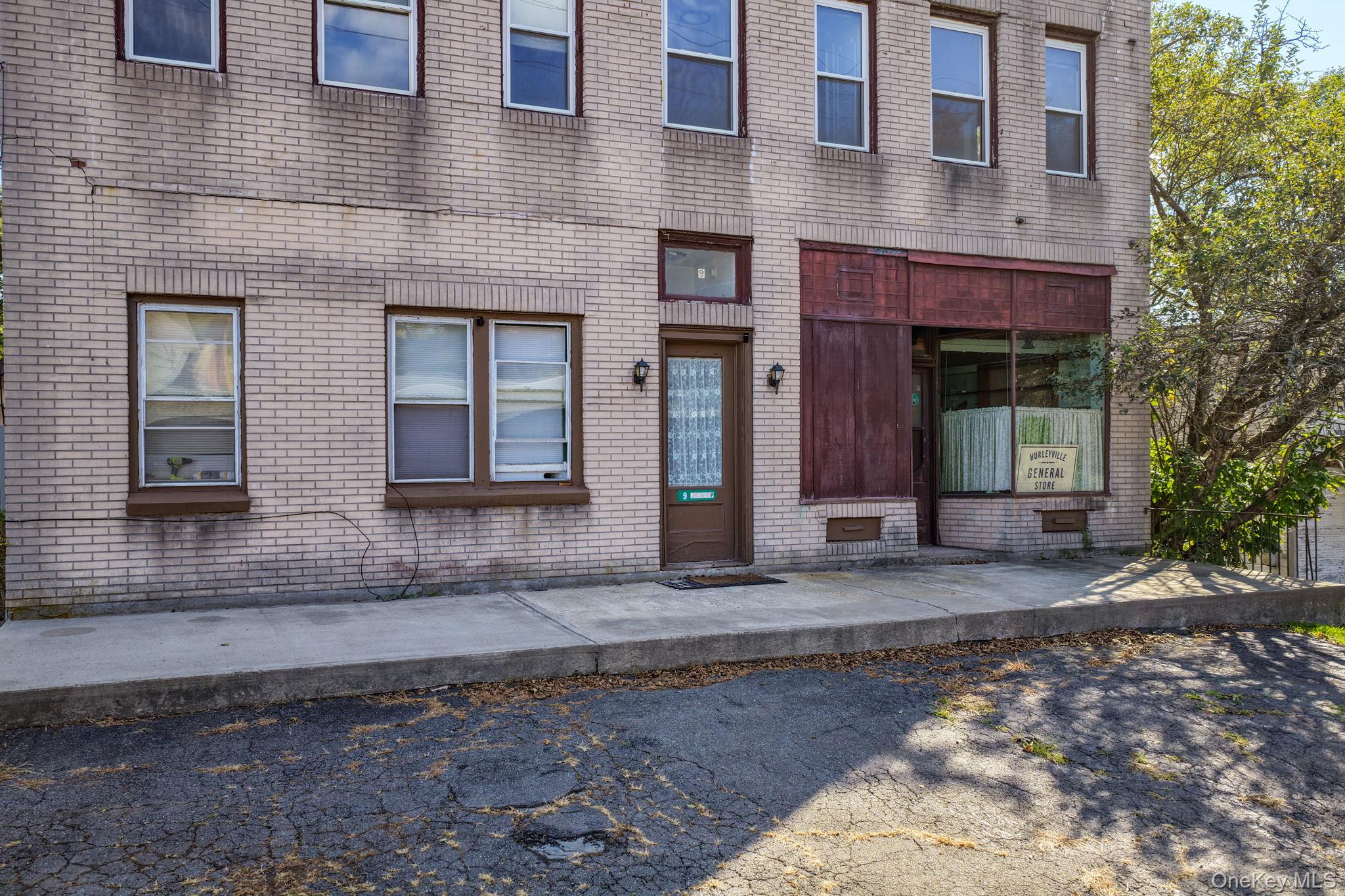 9 Mongaup Road, Hurleyville, NY 12747