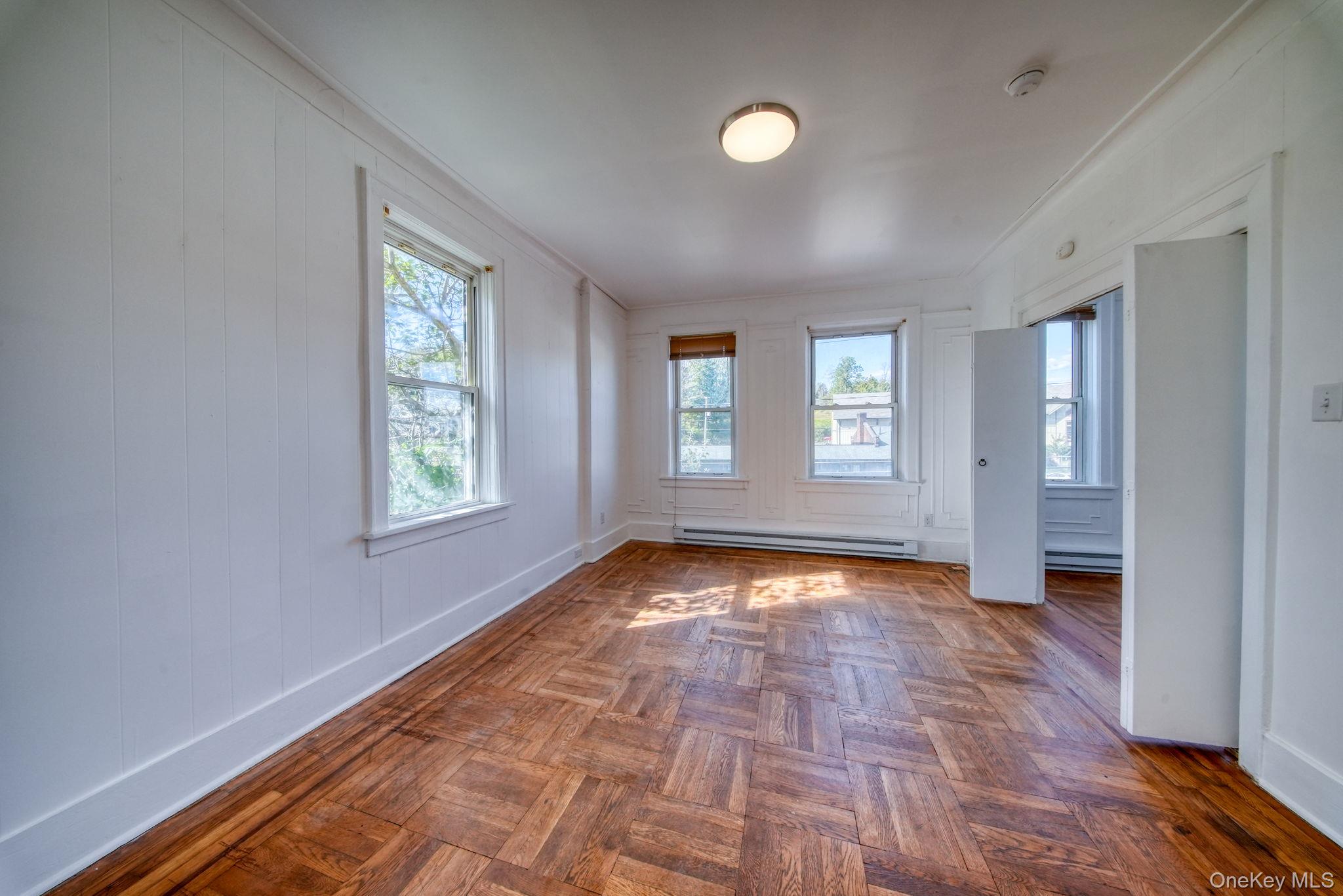 9 Mongaup Road, Hurleyville, NY 12747