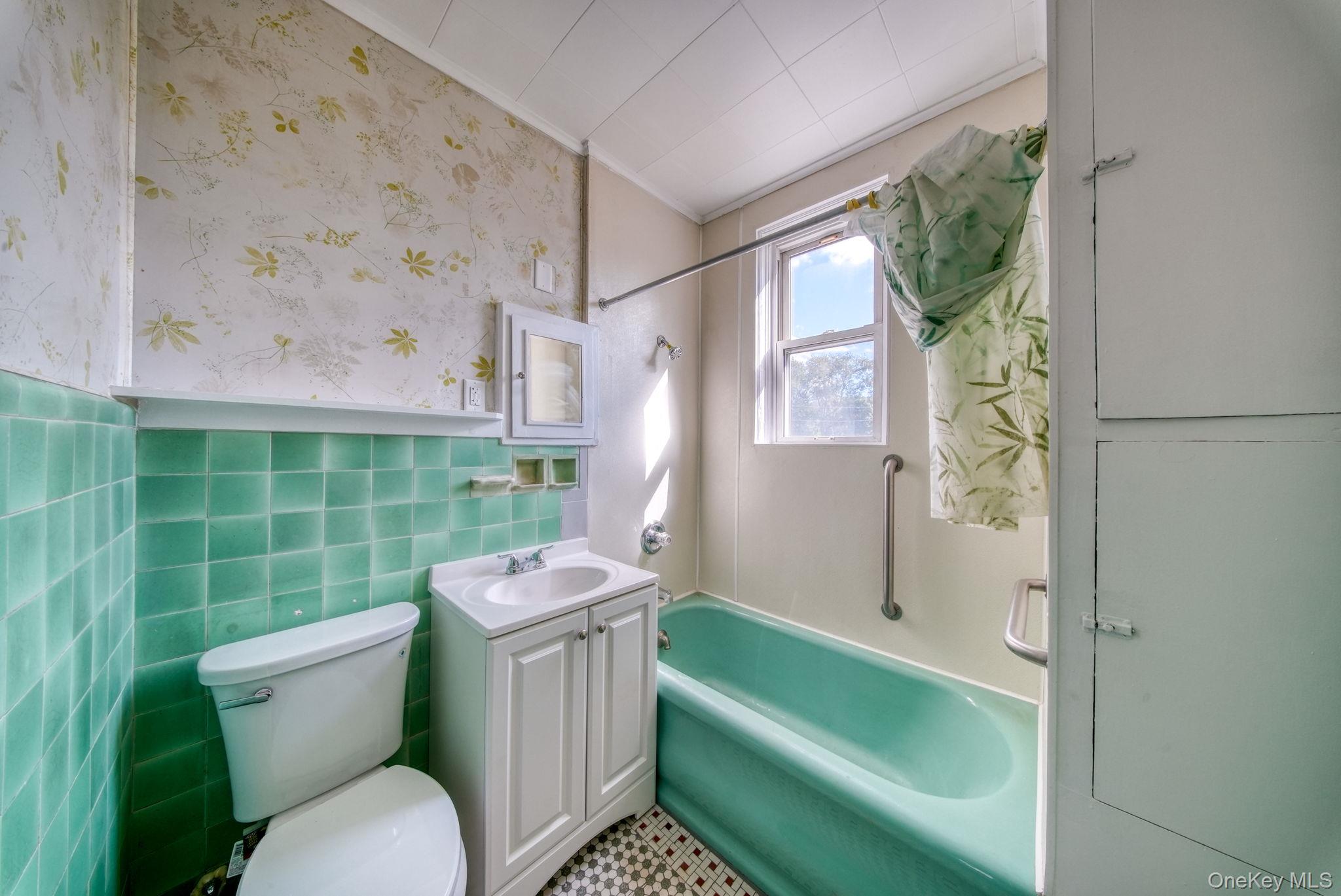 9 Mongaup Road, Hurleyville, NY 12747