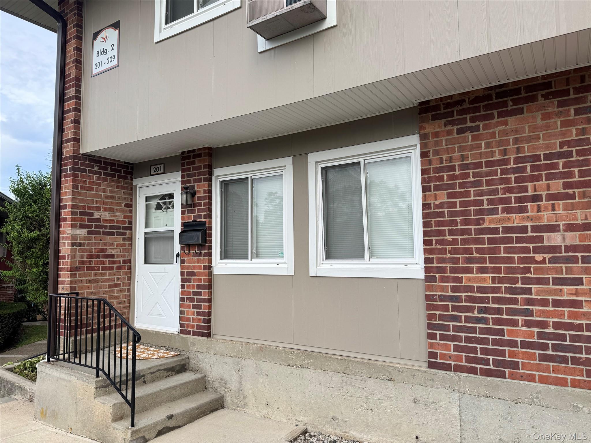 201 Old Country Road # 201, Elmsford, NY 10523