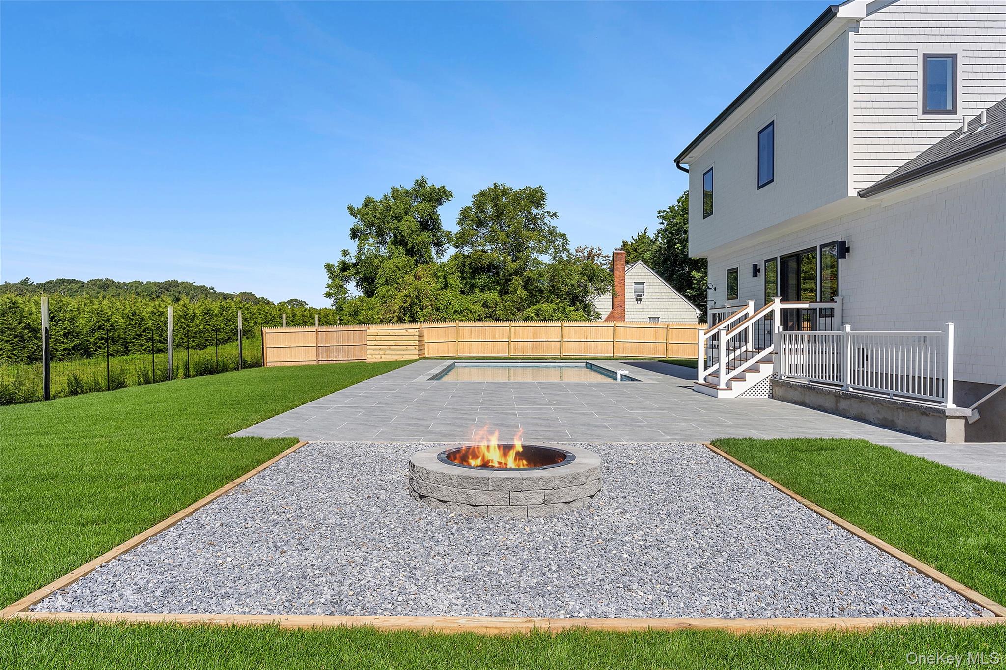 1900 Gillette Drive, East Marion, NY 11939