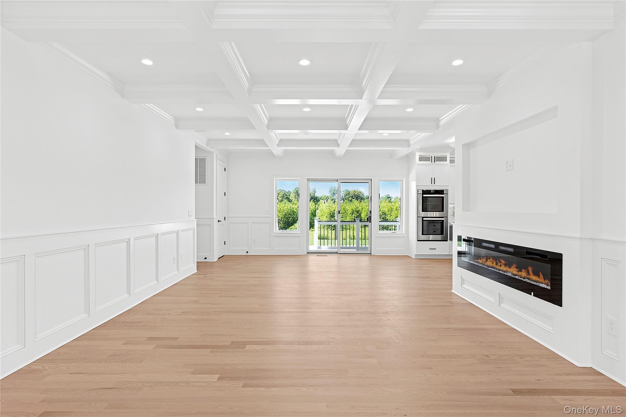 1900 Gillette Drive, East Marion, NY 11939