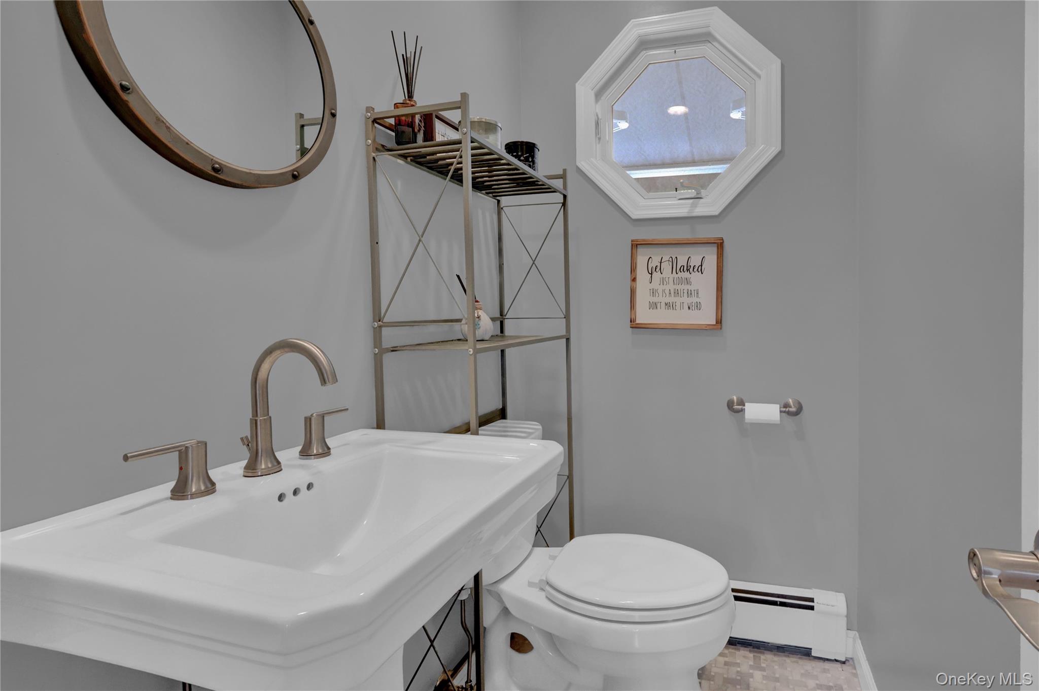 40 Bayview Drive, Oakdale, NY 11769