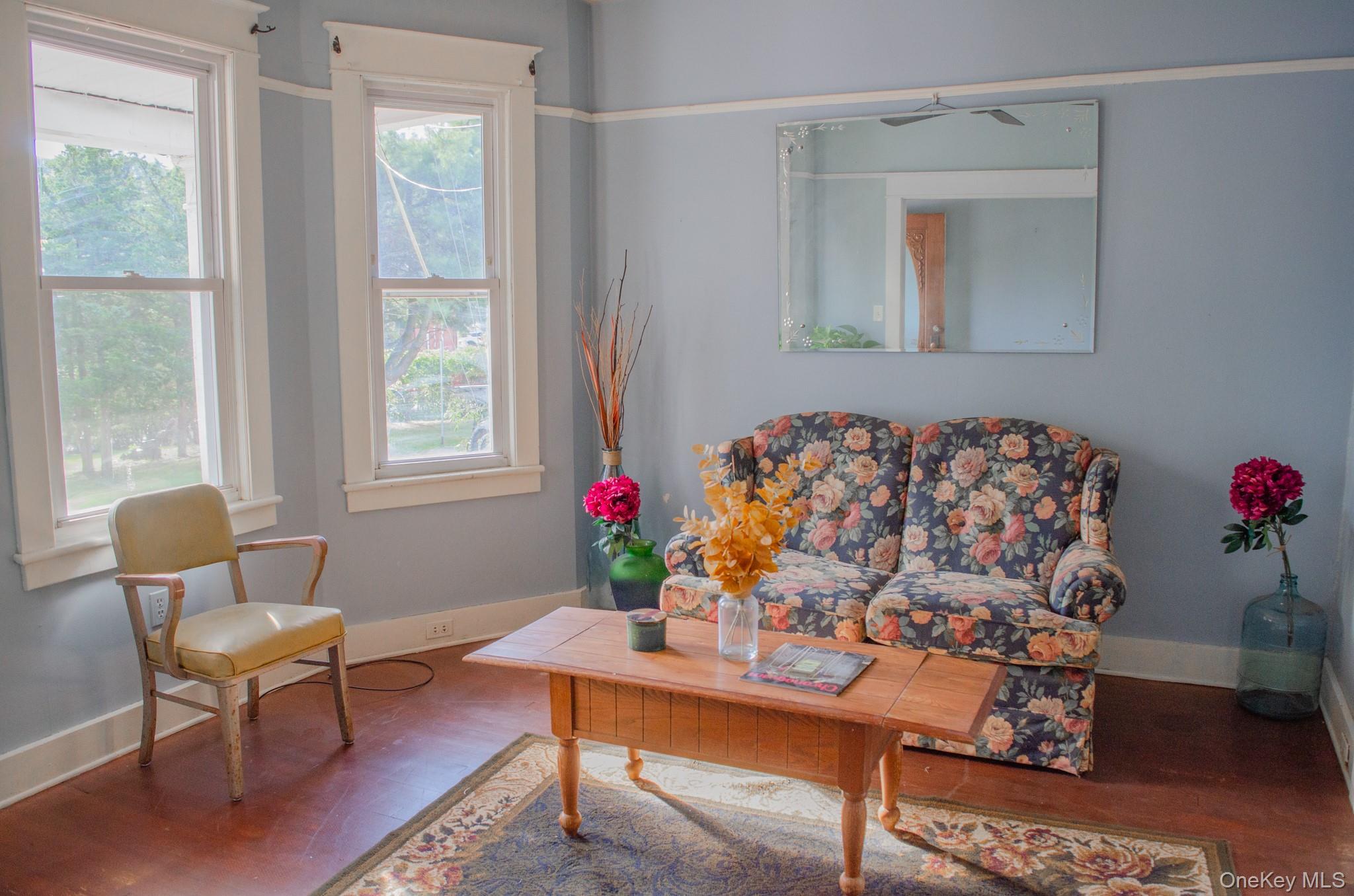 11 Third, Kingston, NY 12401