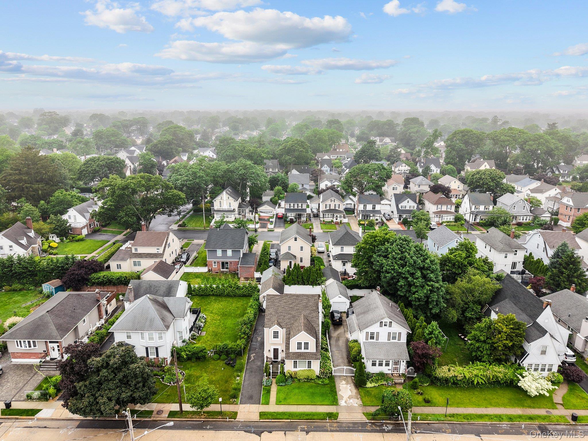 206 Brower Avenue, Rockville Centre, NY 11570