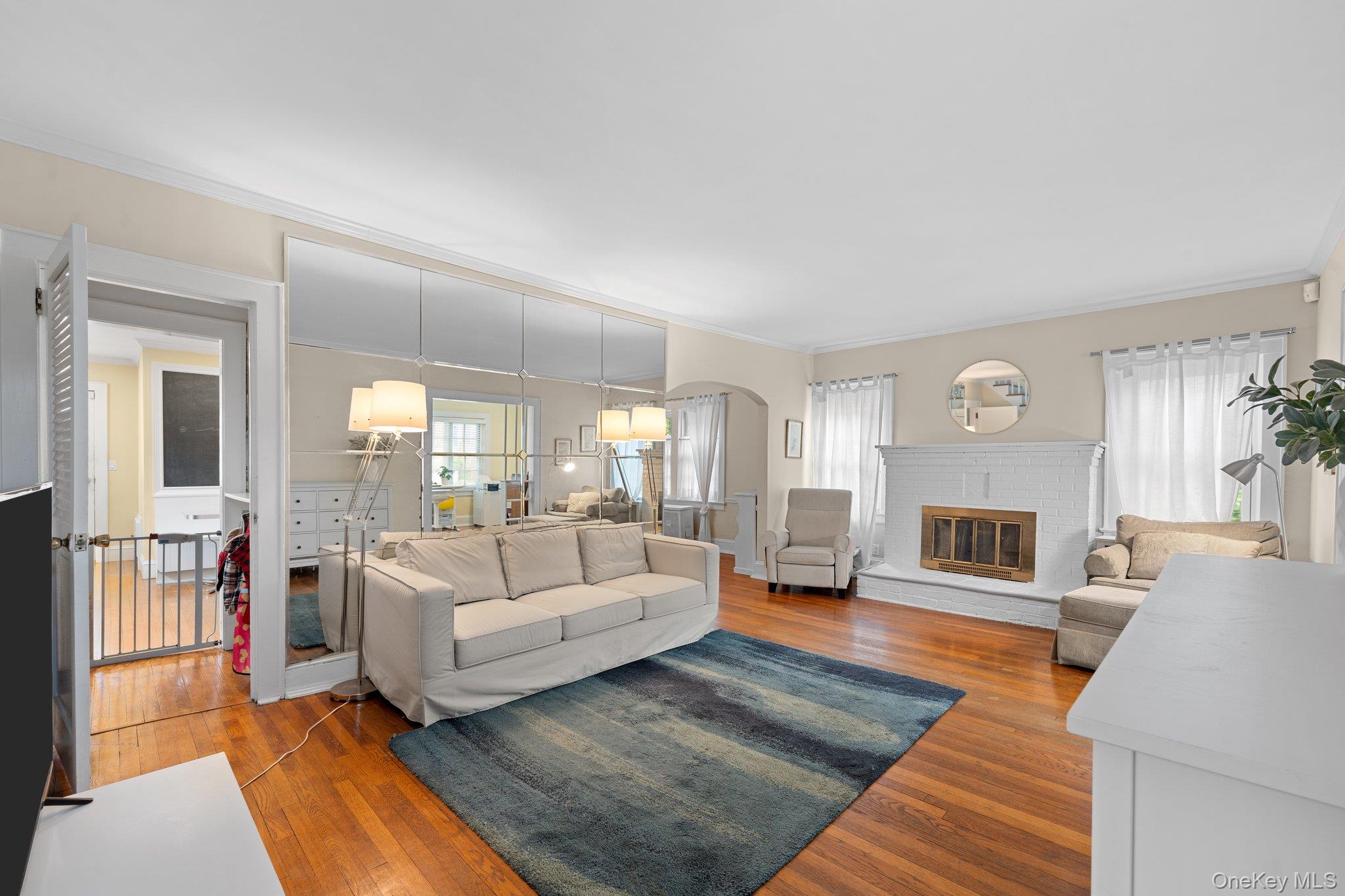 206 Brower Avenue, Rockville Centre, NY 11570