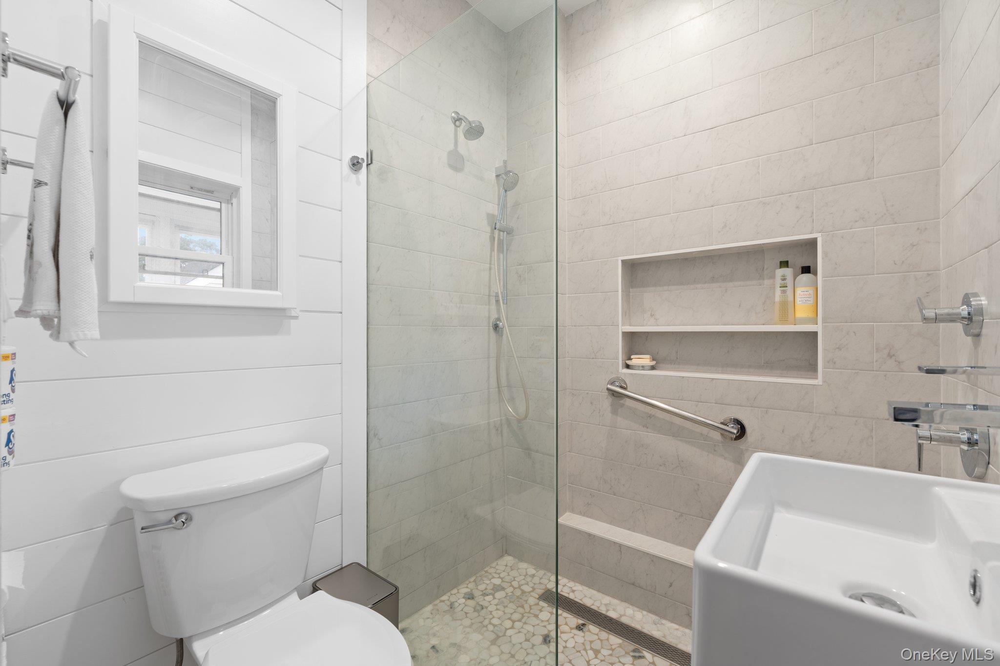 206 Brower Avenue, Rockville Centre, NY 11570