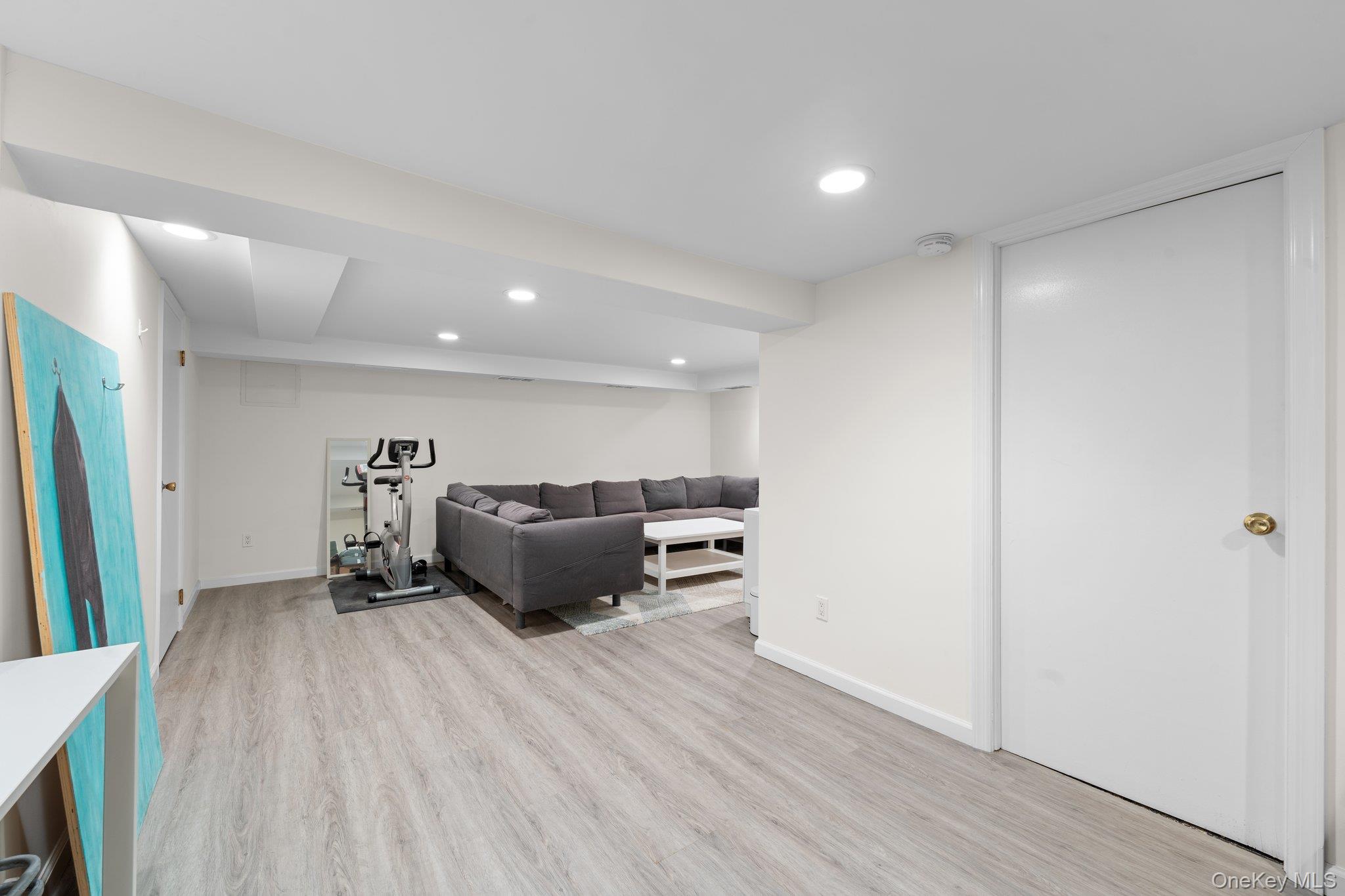 206 Brower Avenue, Rockville Centre, NY 11570