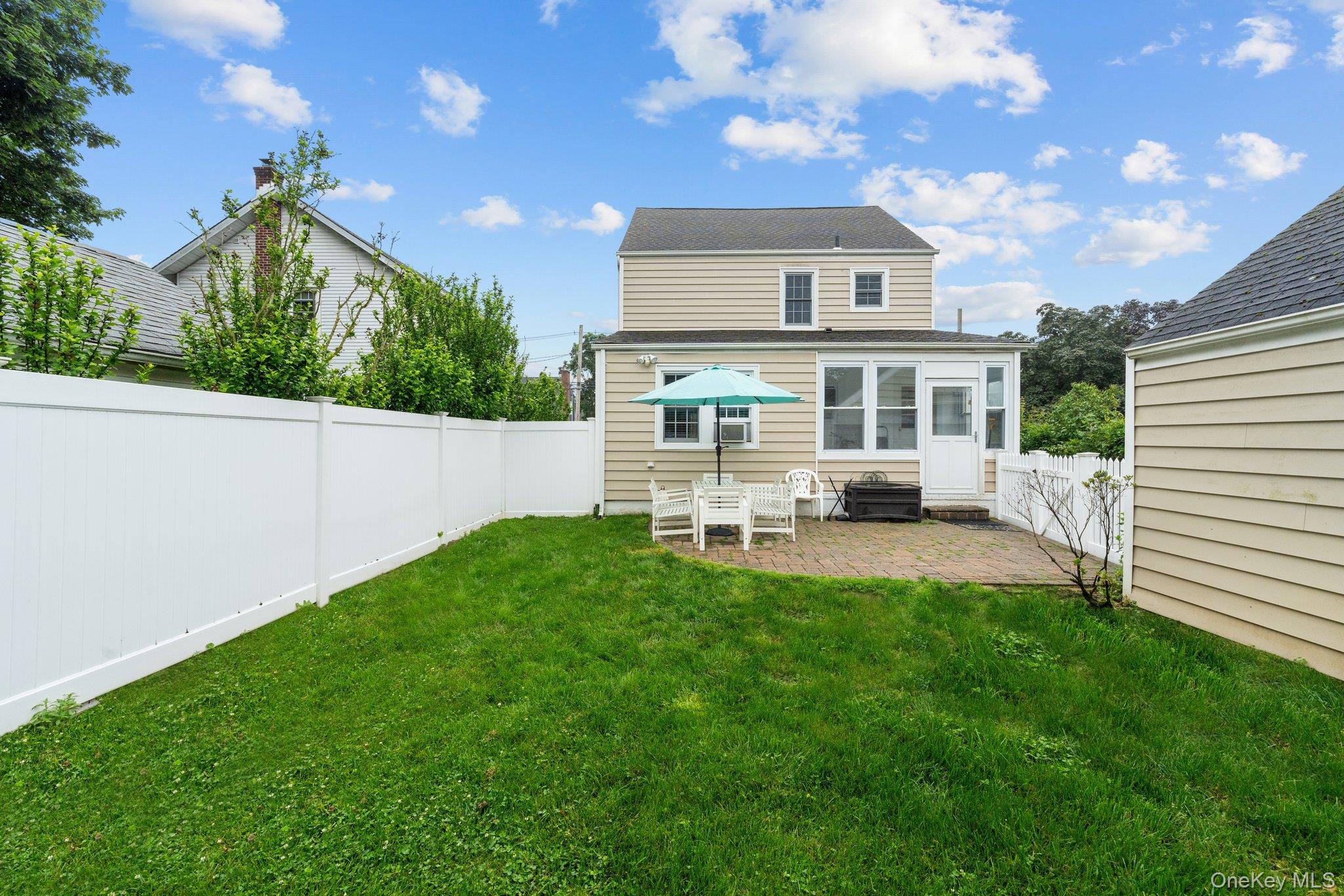 206 Brower Avenue, Rockville Centre, NY 11570