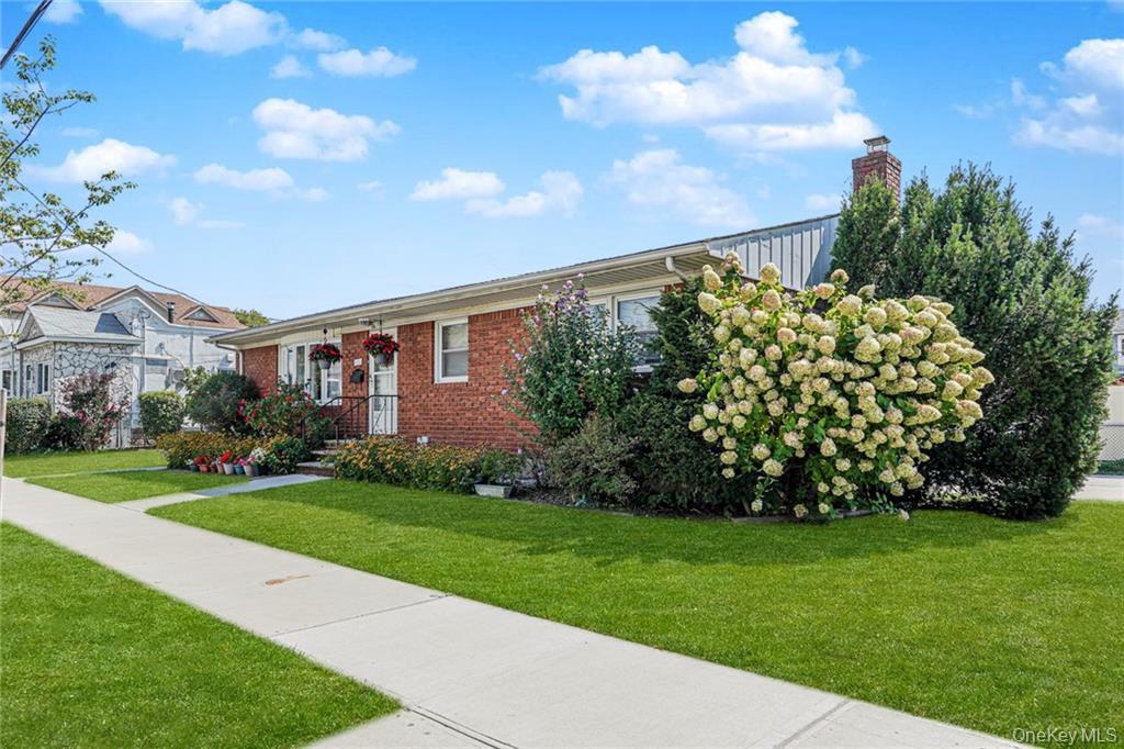 44 Finley Avenue, Staten Island, NY 10306