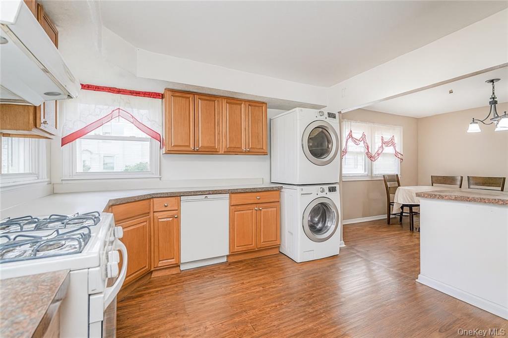 44 Finley Avenue, Staten Island, NY 10306