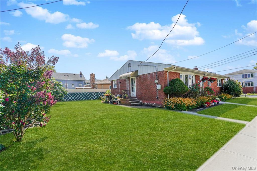 44 Finley Avenue, Staten Island, NY 10306