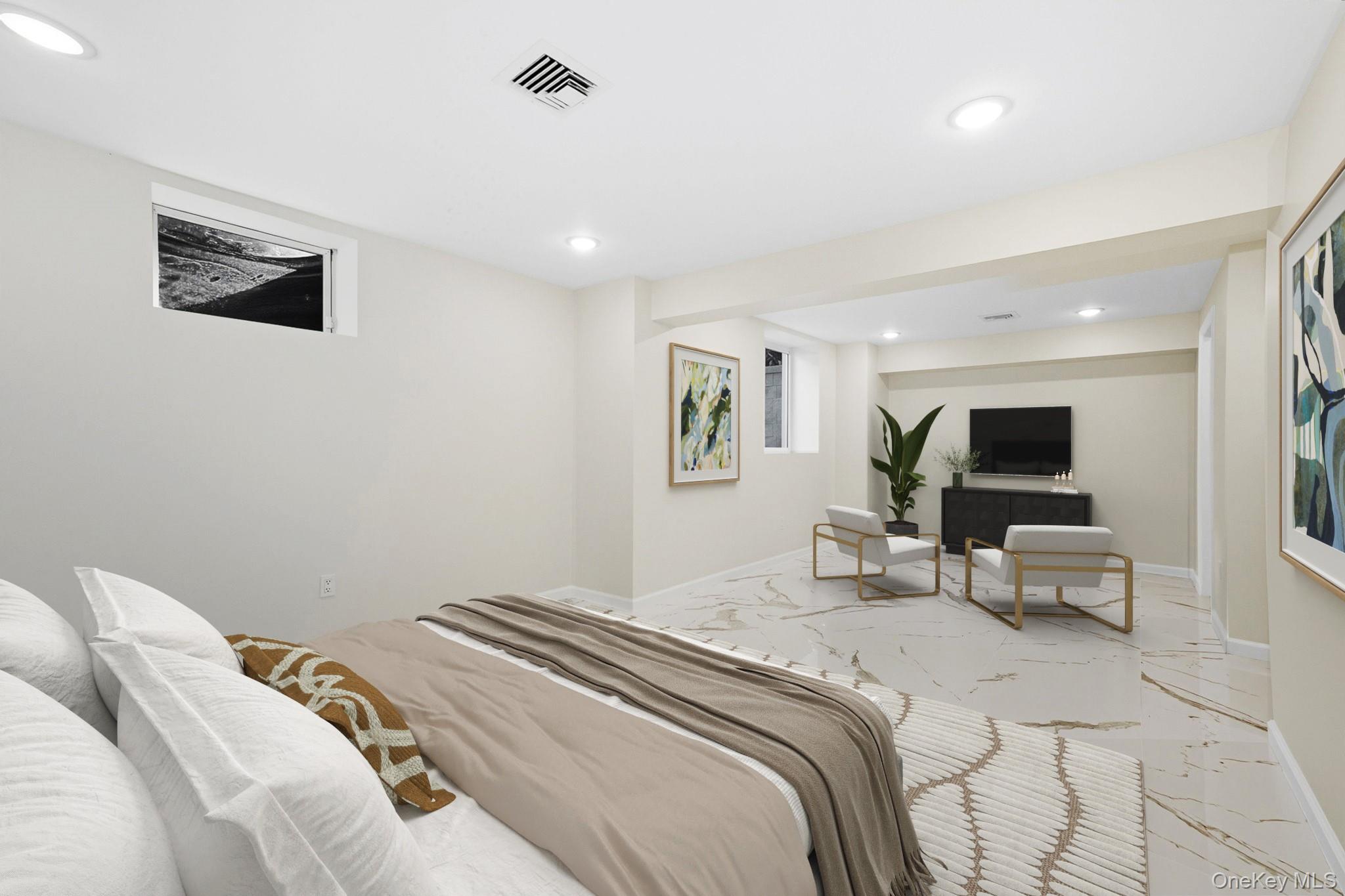 30 Red Hawk Lane, Poughkeepsie, NY 12601