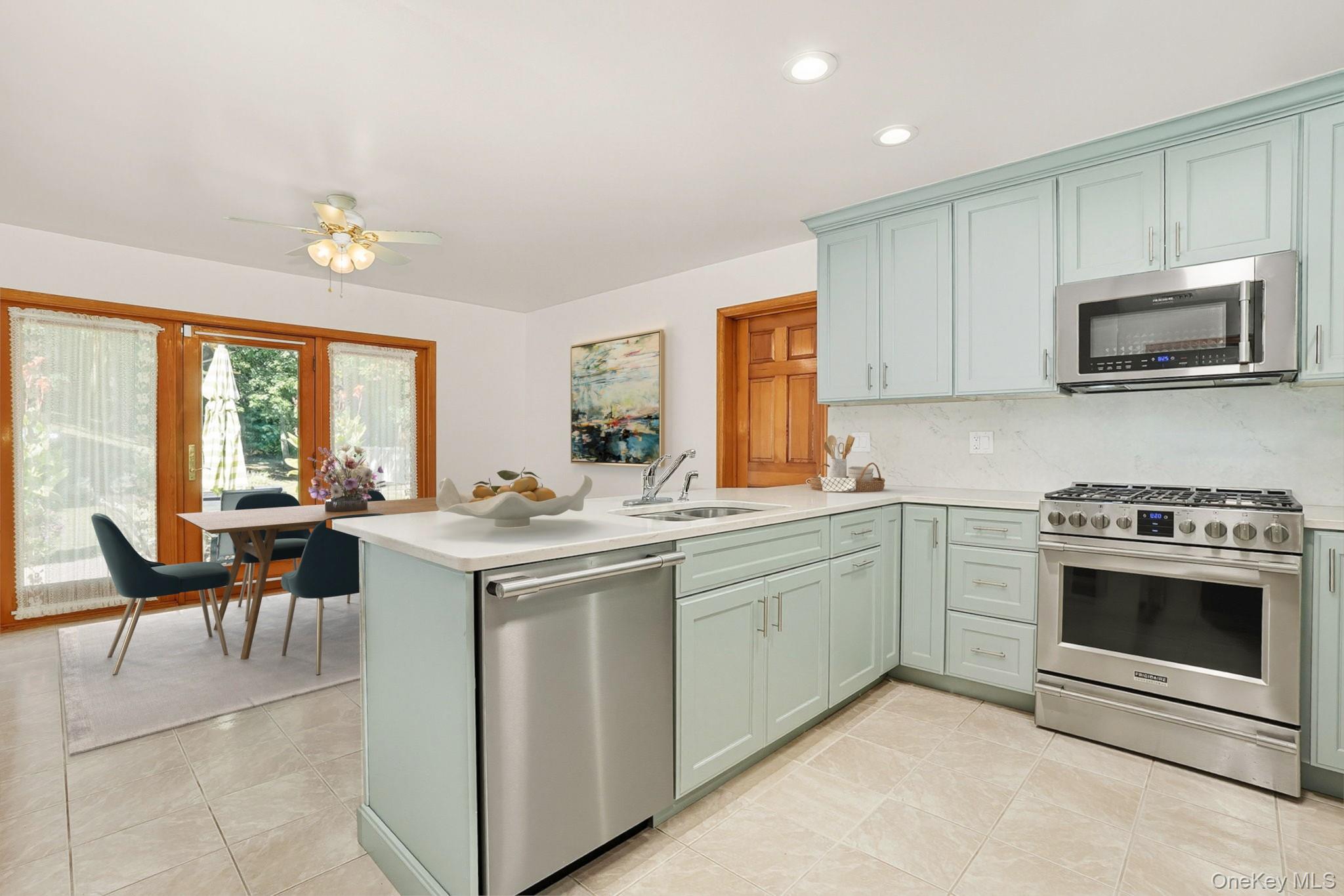 30 Red Hawk Lane, Poughkeepsie, NY 12601