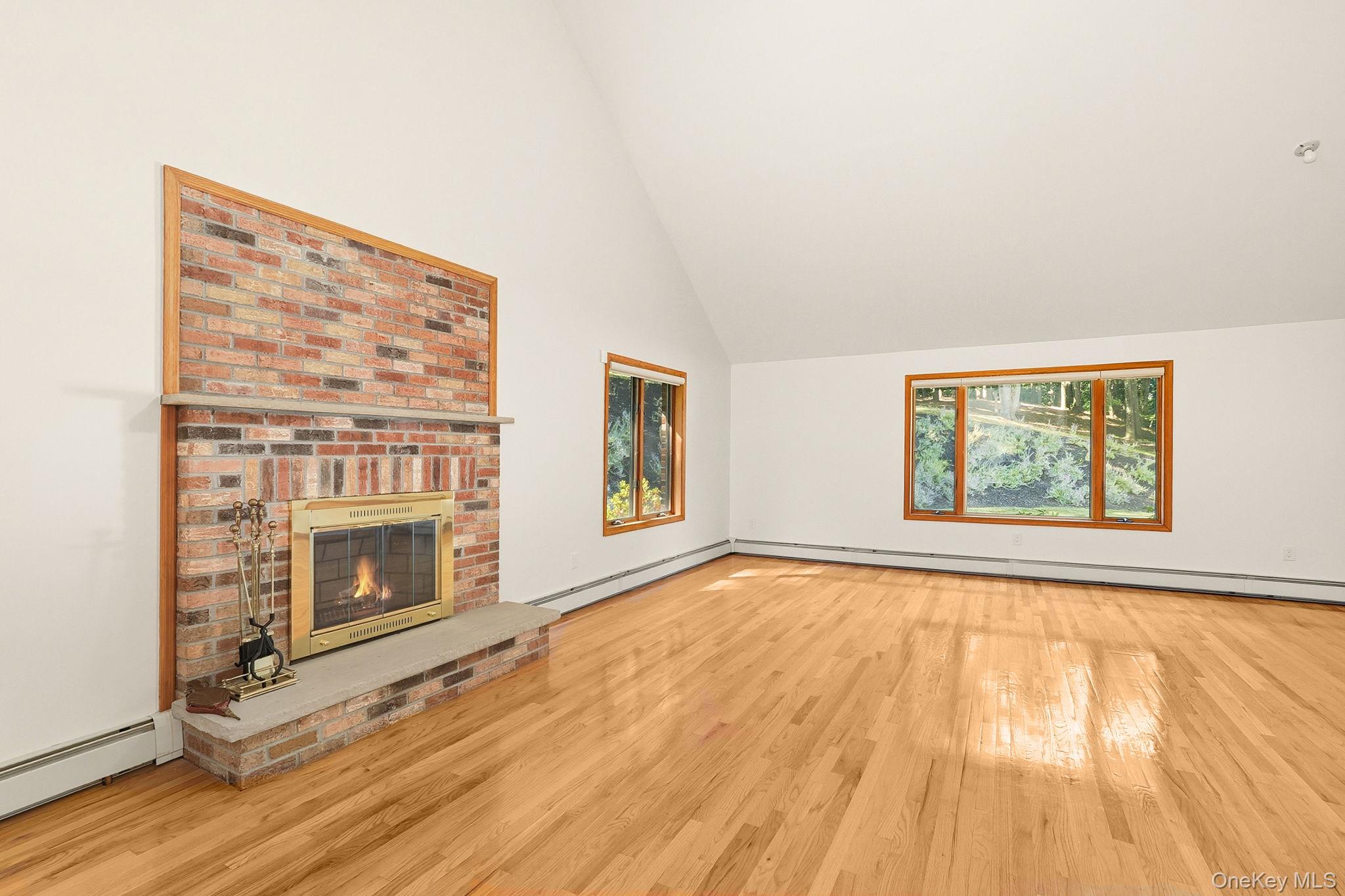 30 Red Hawk Lane, Poughkeepsie, NY 12601