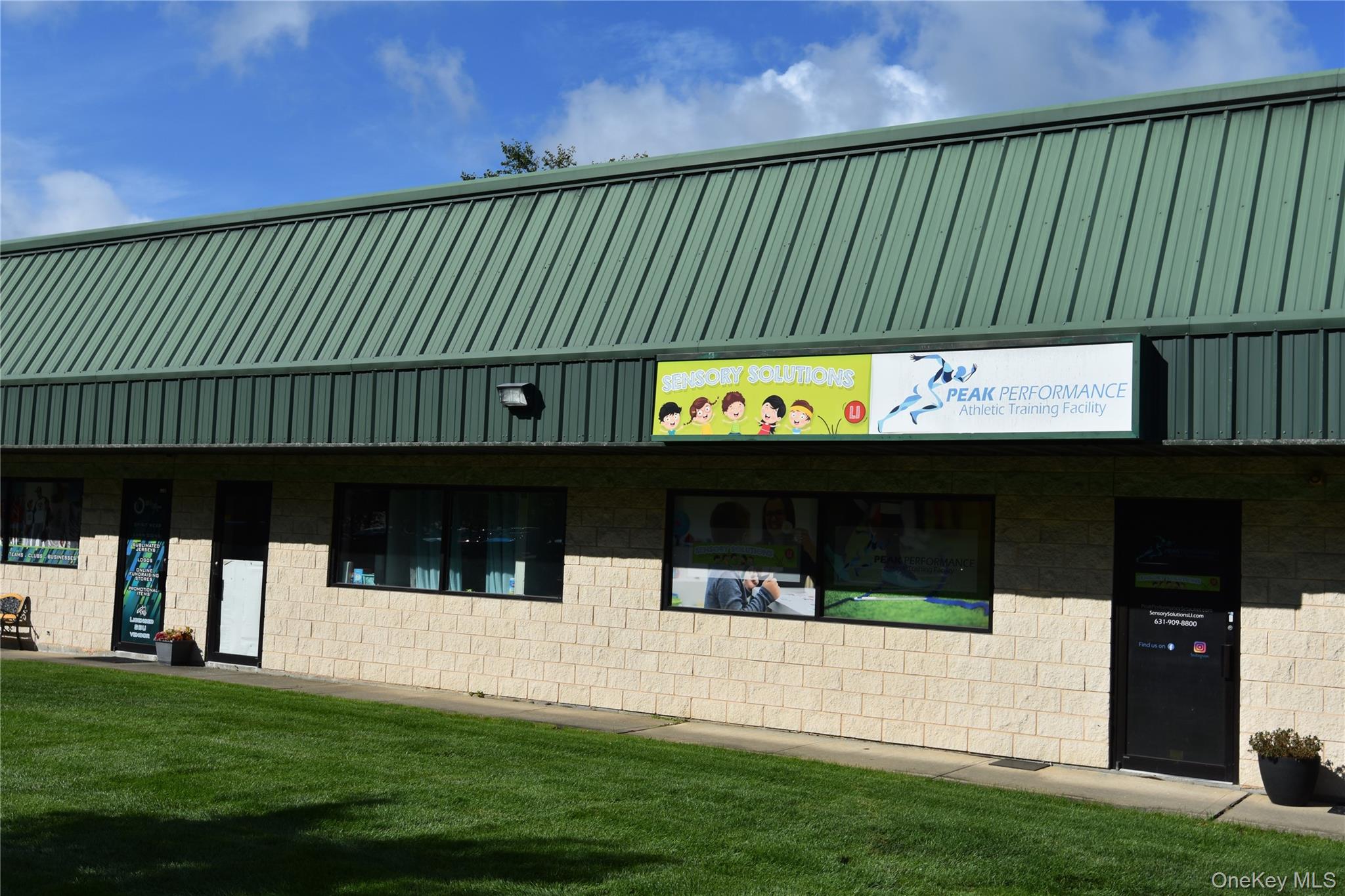 196 Bell Meade Avenue # 2/3, East Setauket, NY 11733