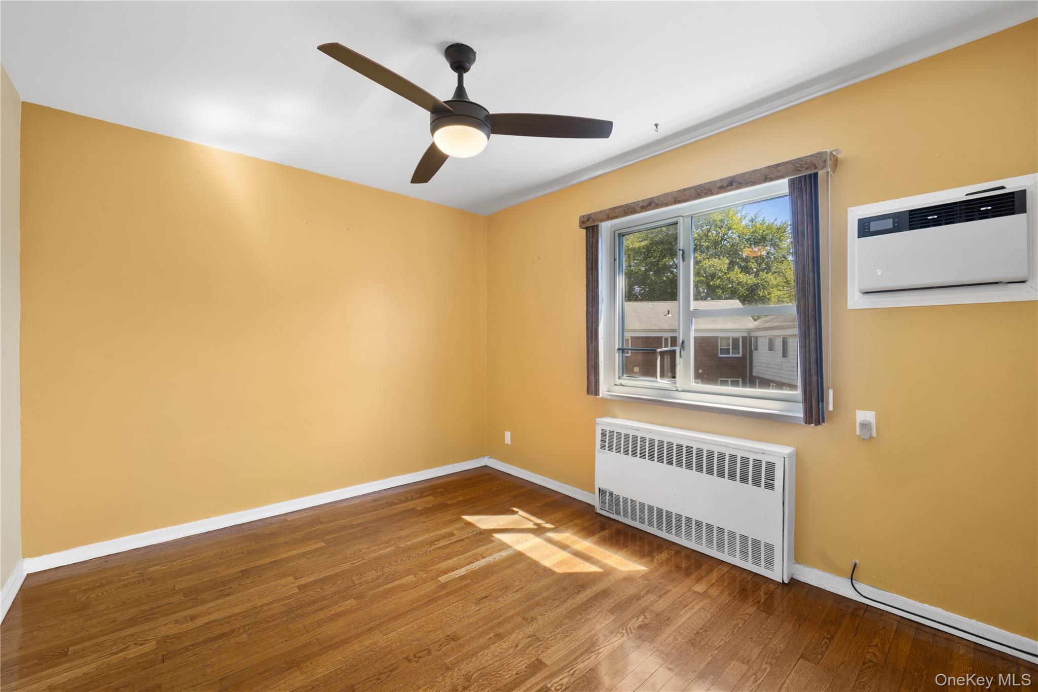 227-16 Hillside Avenue # UPPER, Queens Village, NY 11427