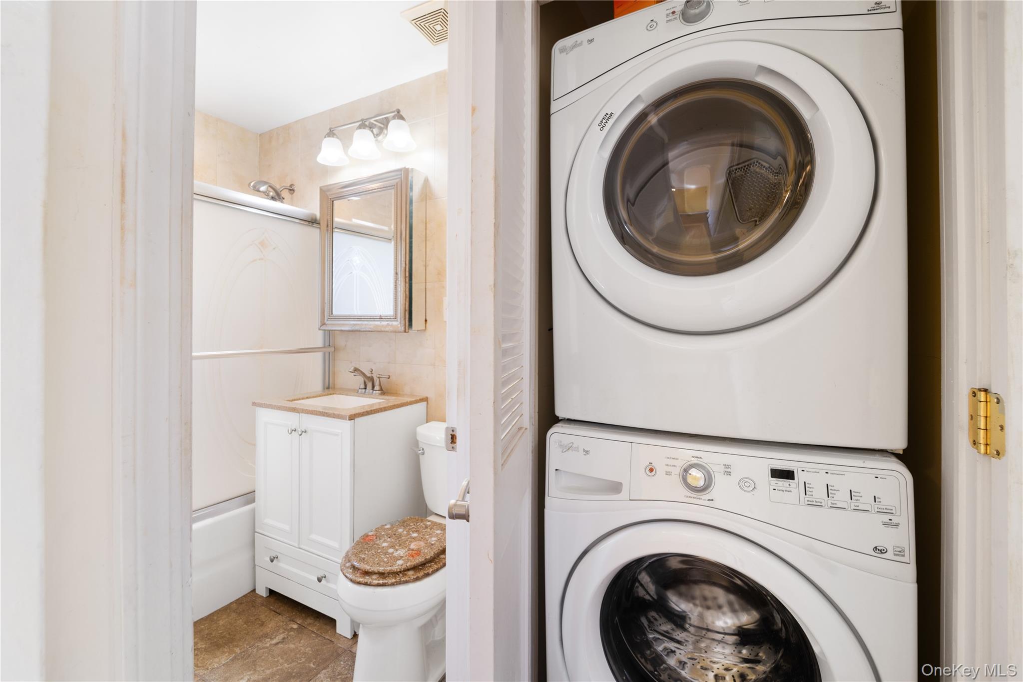 227-16 Hillside Avenue # UPPER, Queens Village, NY 11427