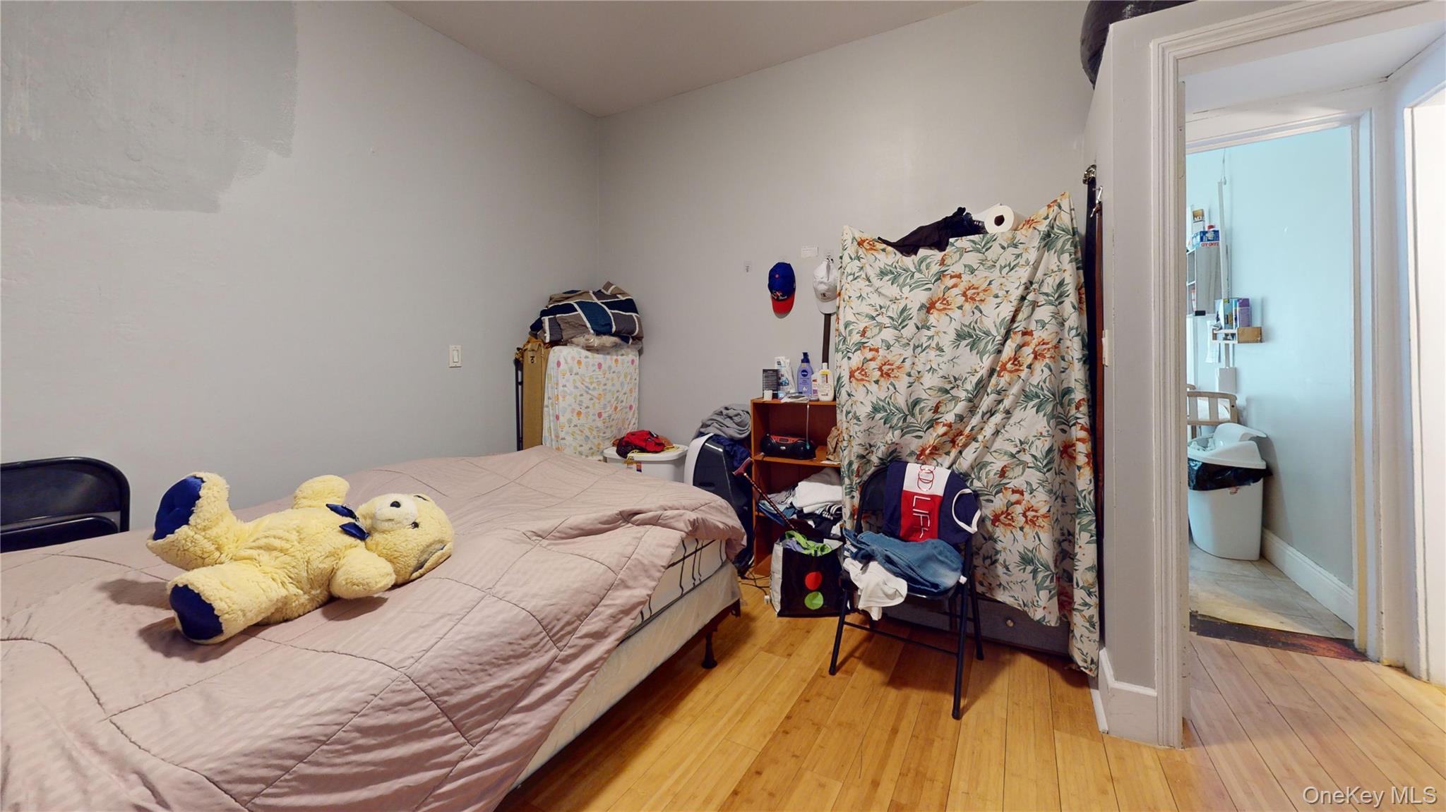 209 Lincoln Avenue, Yonkers, NY 10704