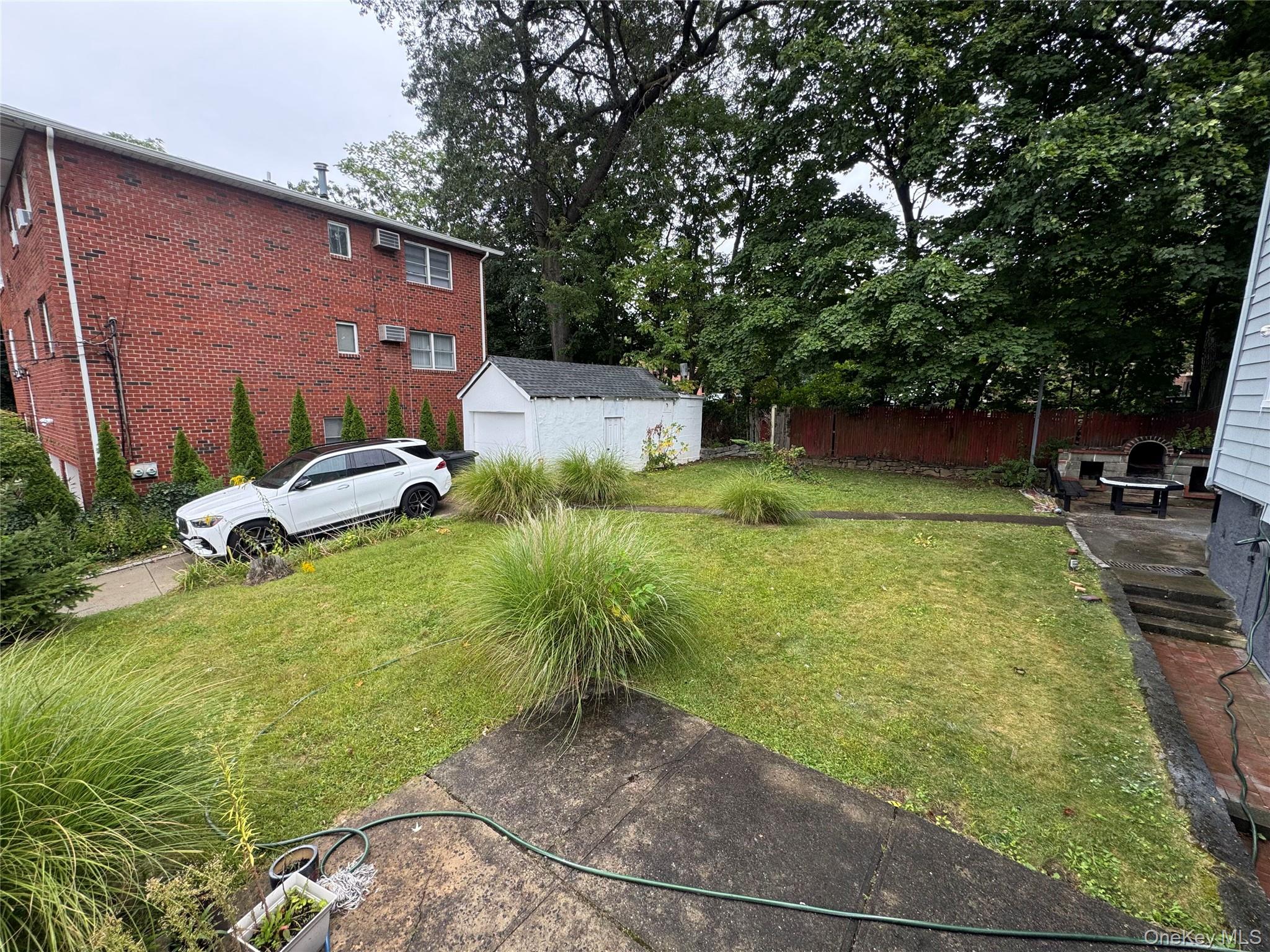 209 Lincoln Avenue, Yonkers, NY 10704