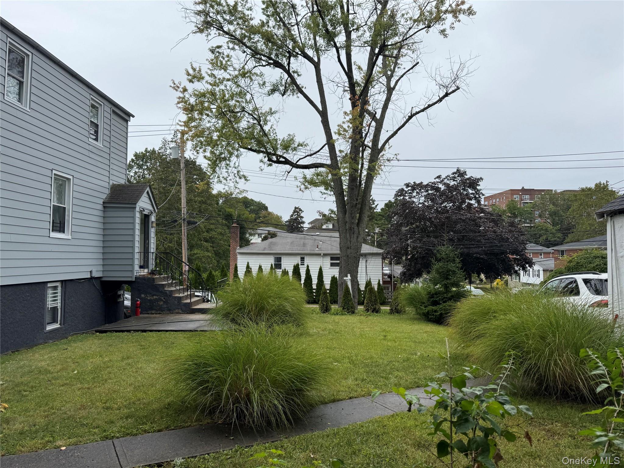 209 Lincoln Avenue, Yonkers, NY 10704