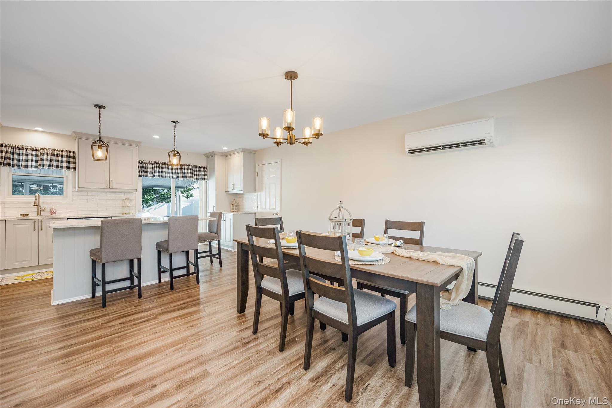 4 Lime Court, West Babylon, NY 11704