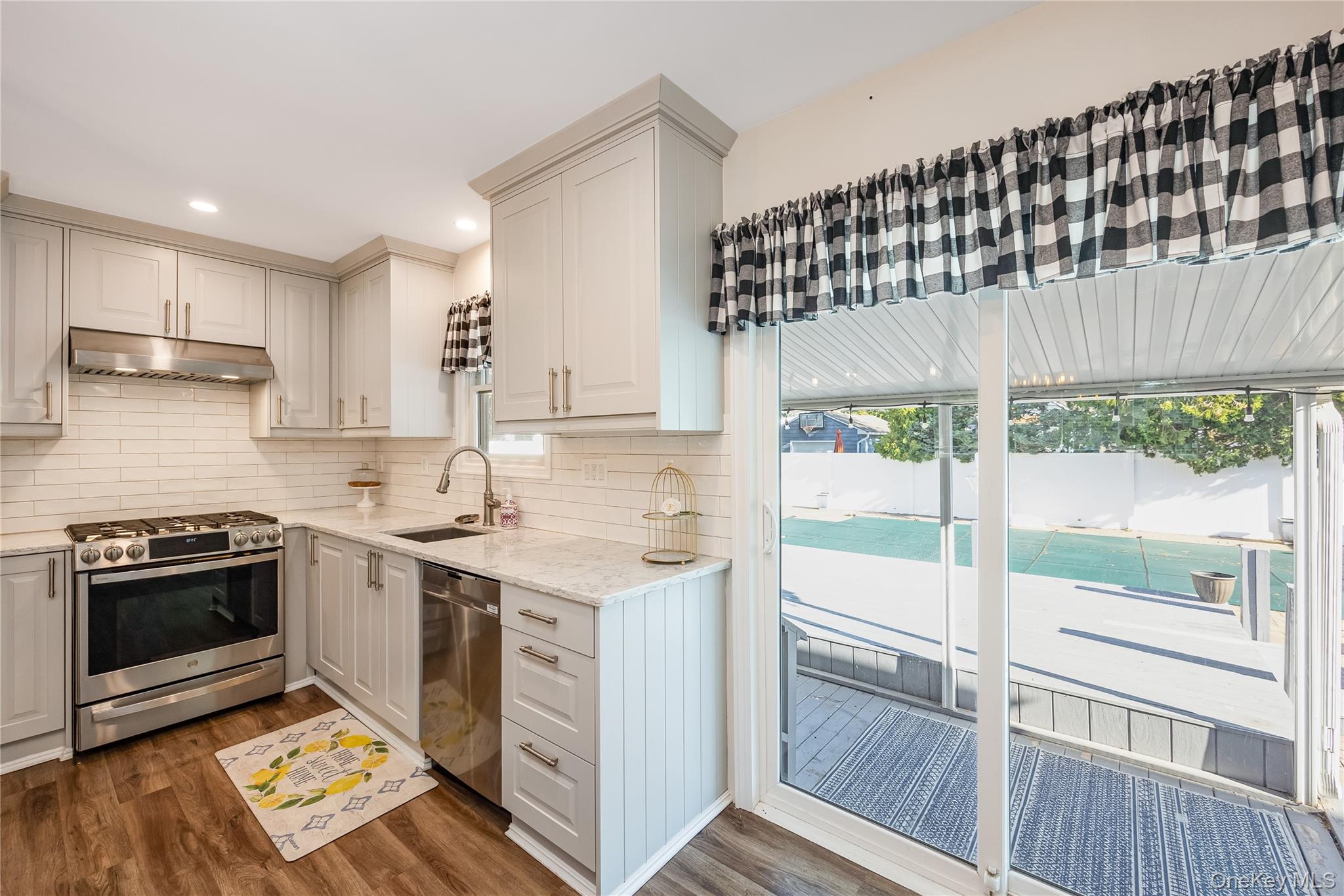 4 Lime Court, West Babylon, NY 11704