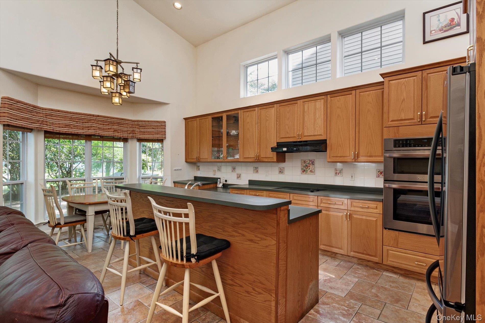 45 Hamlet Drive, Hauppauge, NY 11788