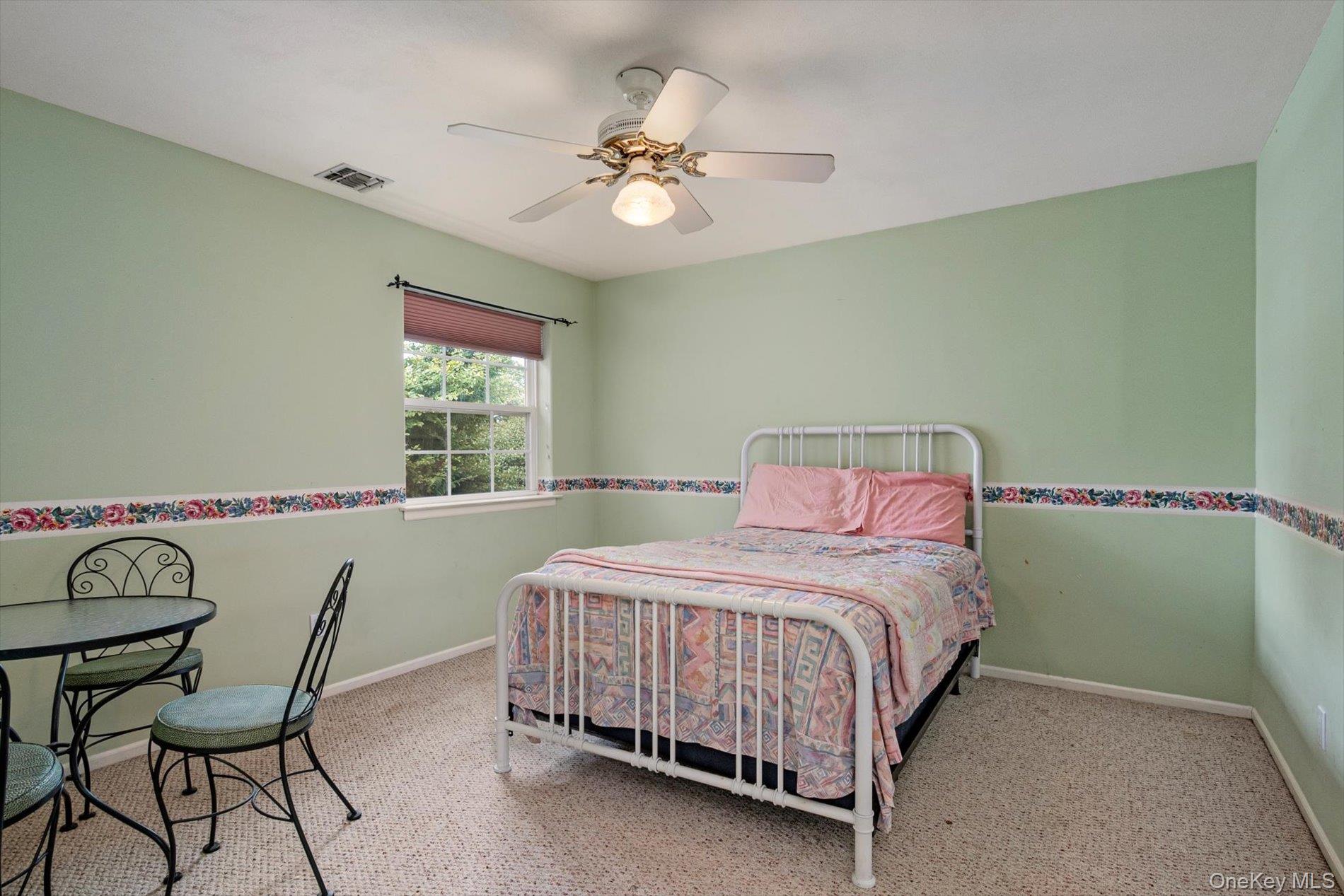 45 Hamlet Drive, Hauppauge, NY 11788