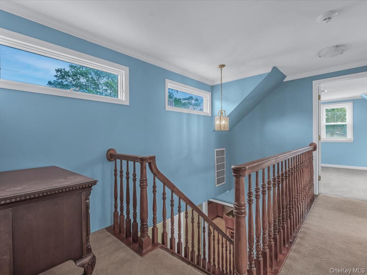 60 Hanrahan Avenue, Farmingville, NY 11738