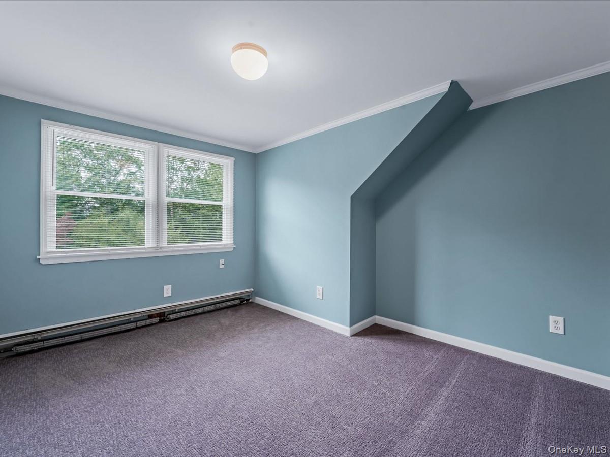 60 Hanrahan Avenue, Farmingville, NY 11738