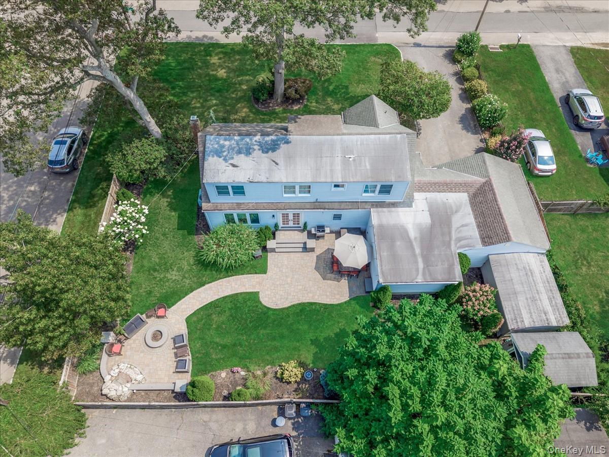 60 Hanrahan Avenue, Farmingville, NY 11738