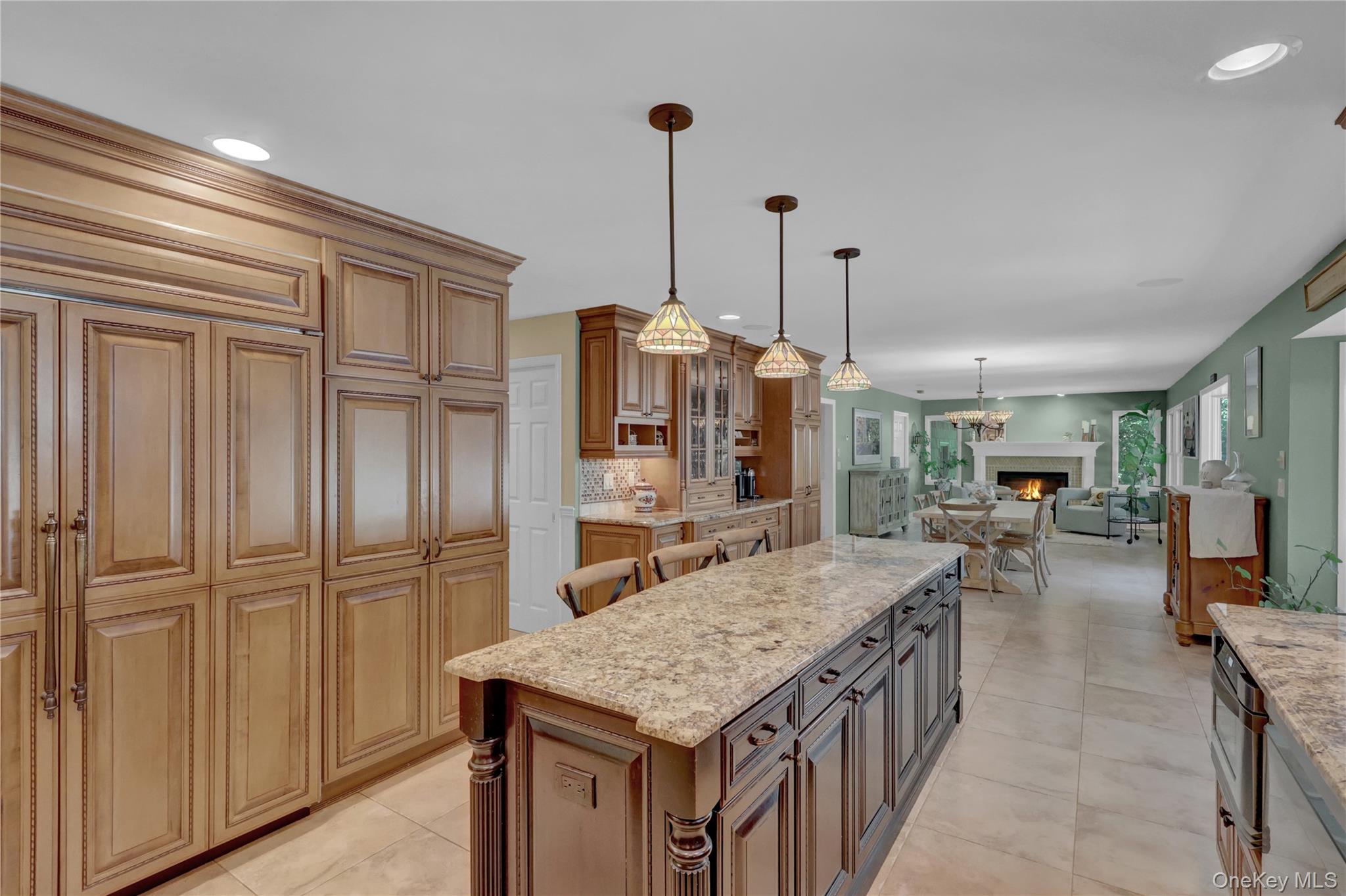 105 Cliff Road, Port Jefferson, NY 11777