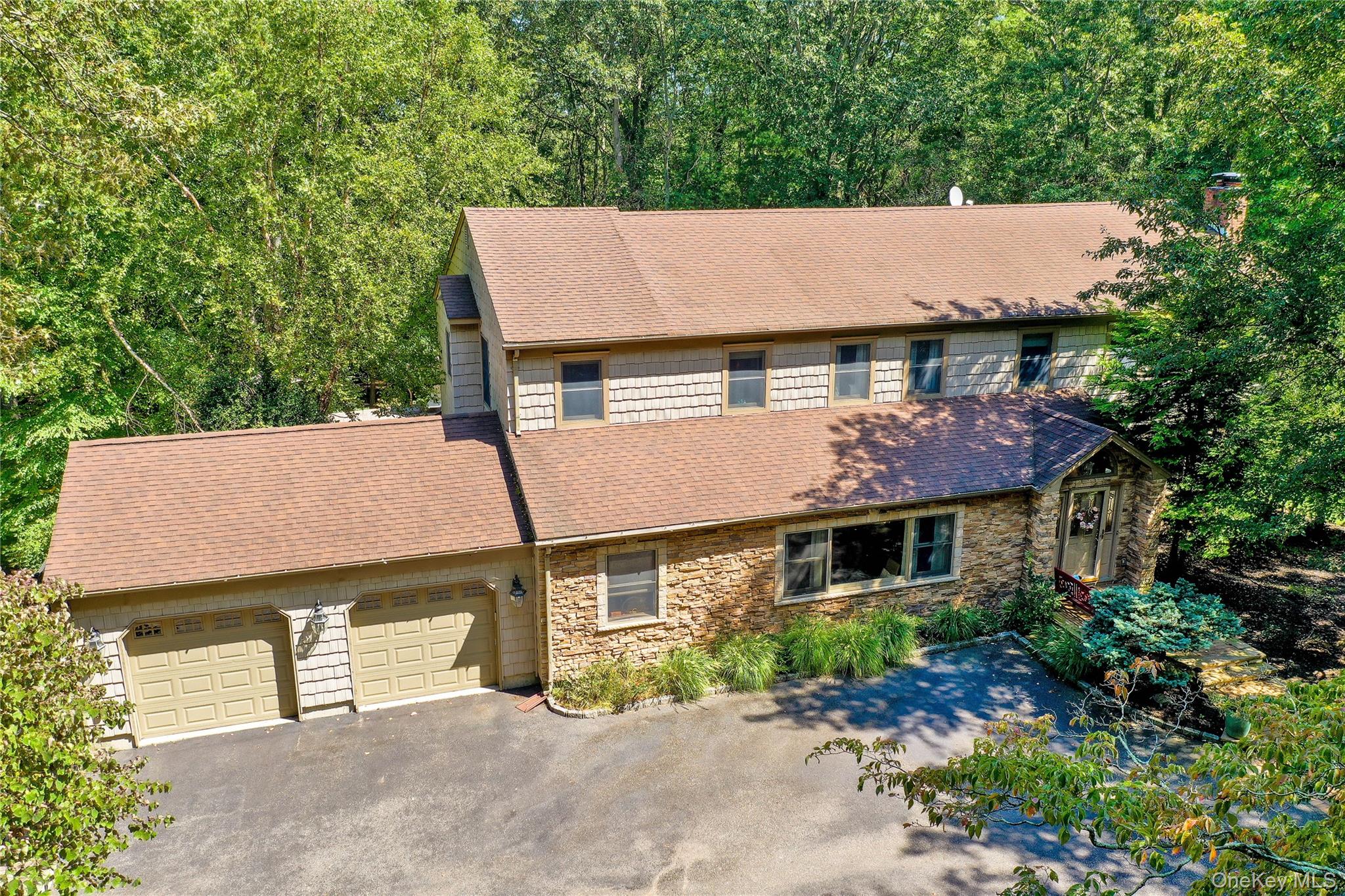 105 Cliff Road, Port Jefferson, NY 11777