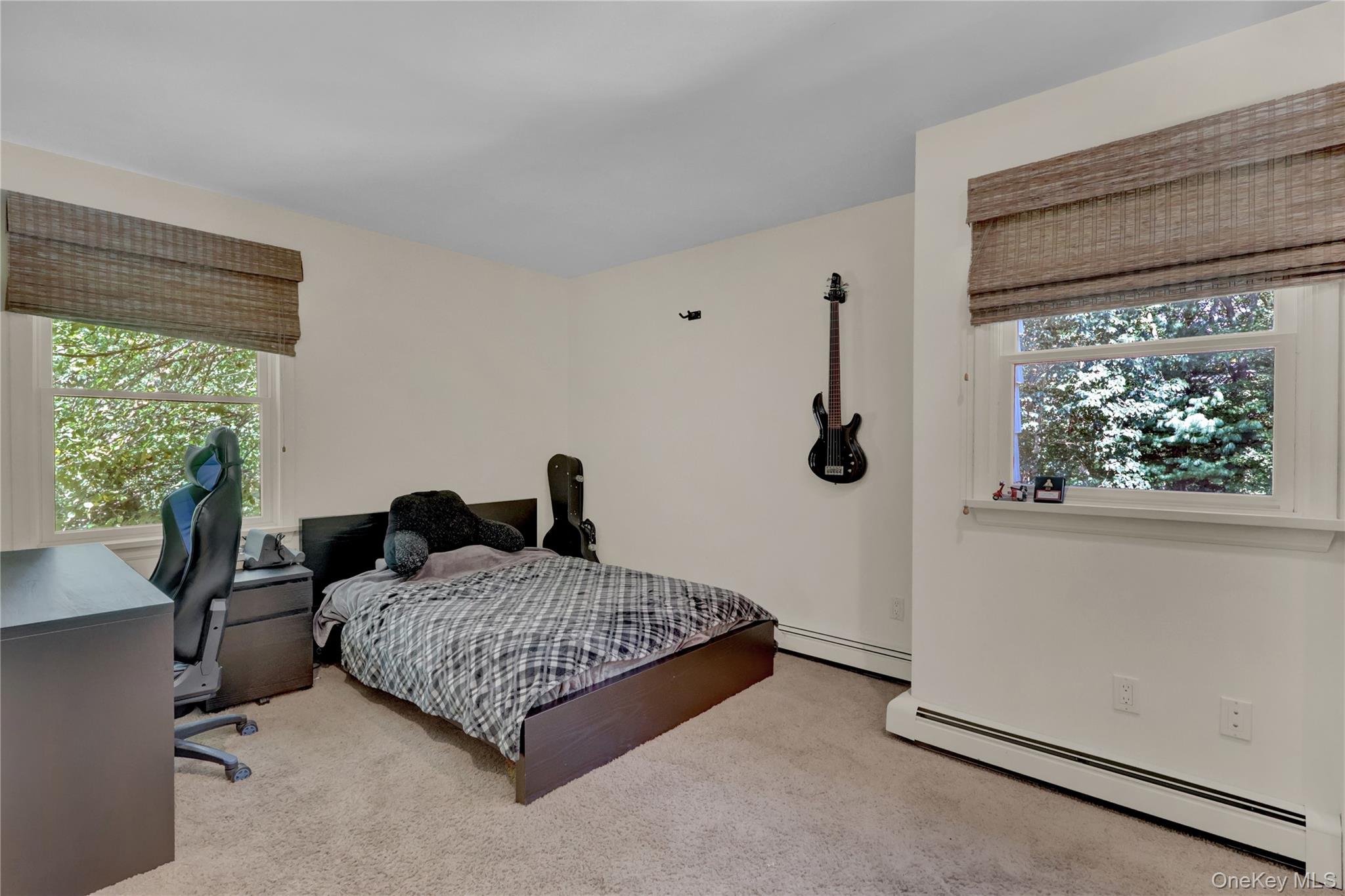 105 Cliff Road, Port Jefferson, NY 11777