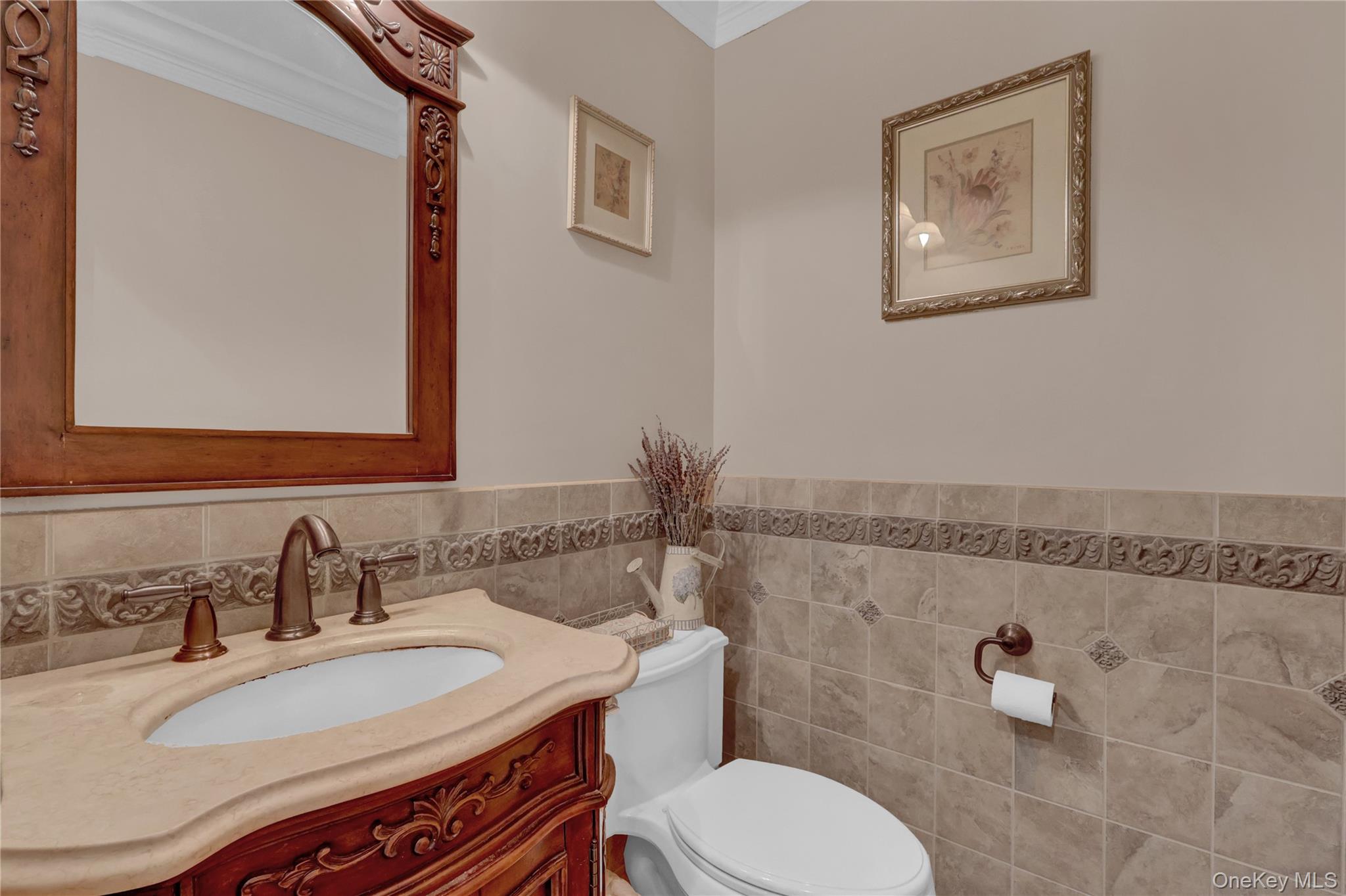 105 Cliff Road, Port Jefferson, NY 11777