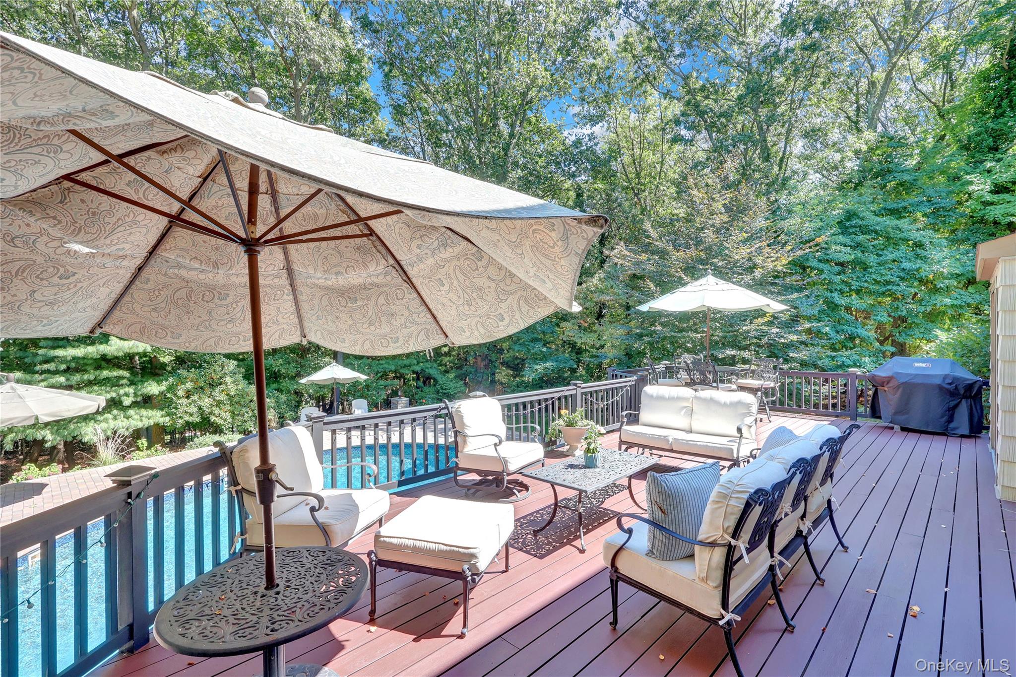 105 Cliff Road, Port Jefferson, NY 11777