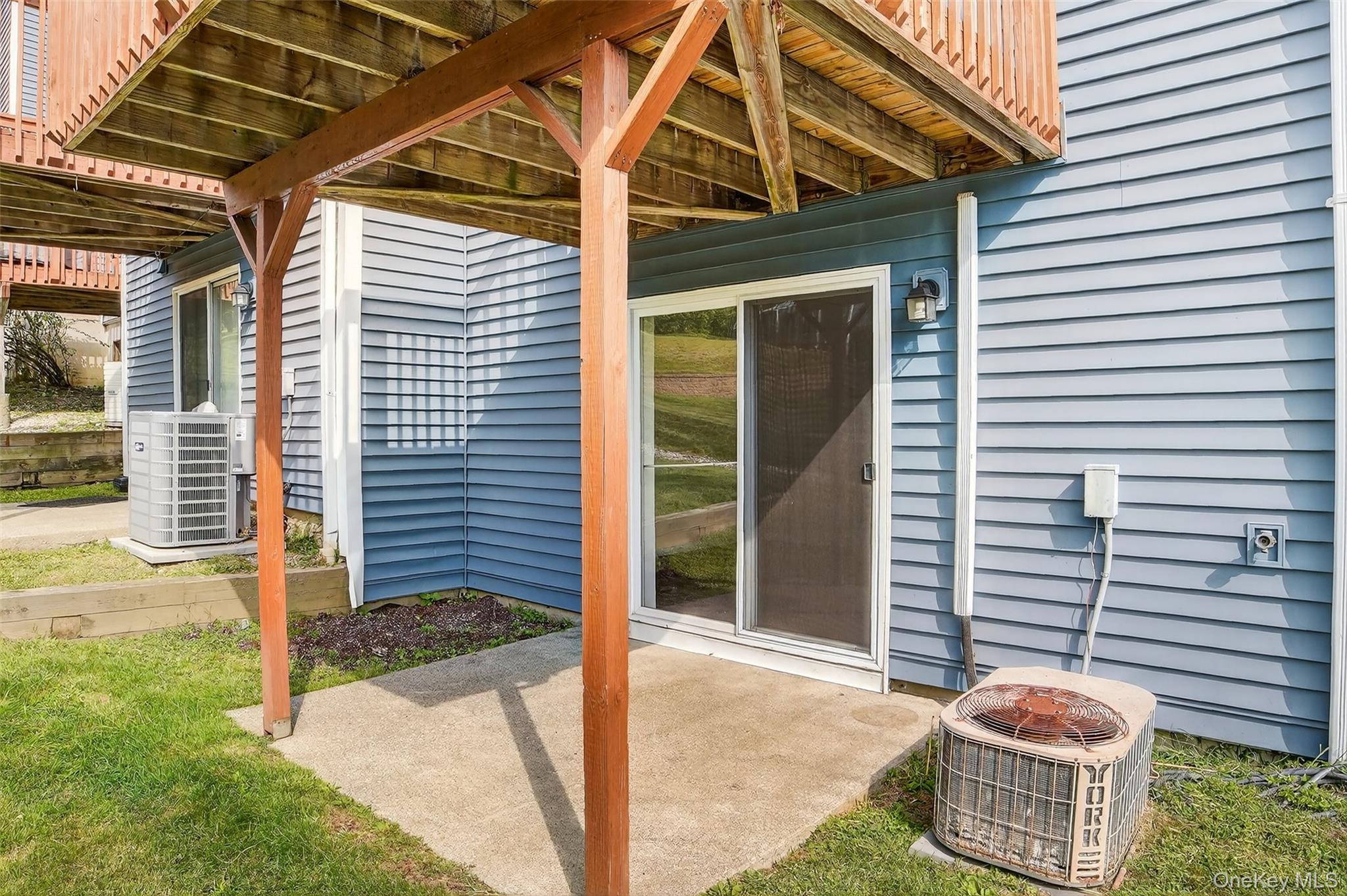 501 Mallard Way, Peekskill, NY 10566