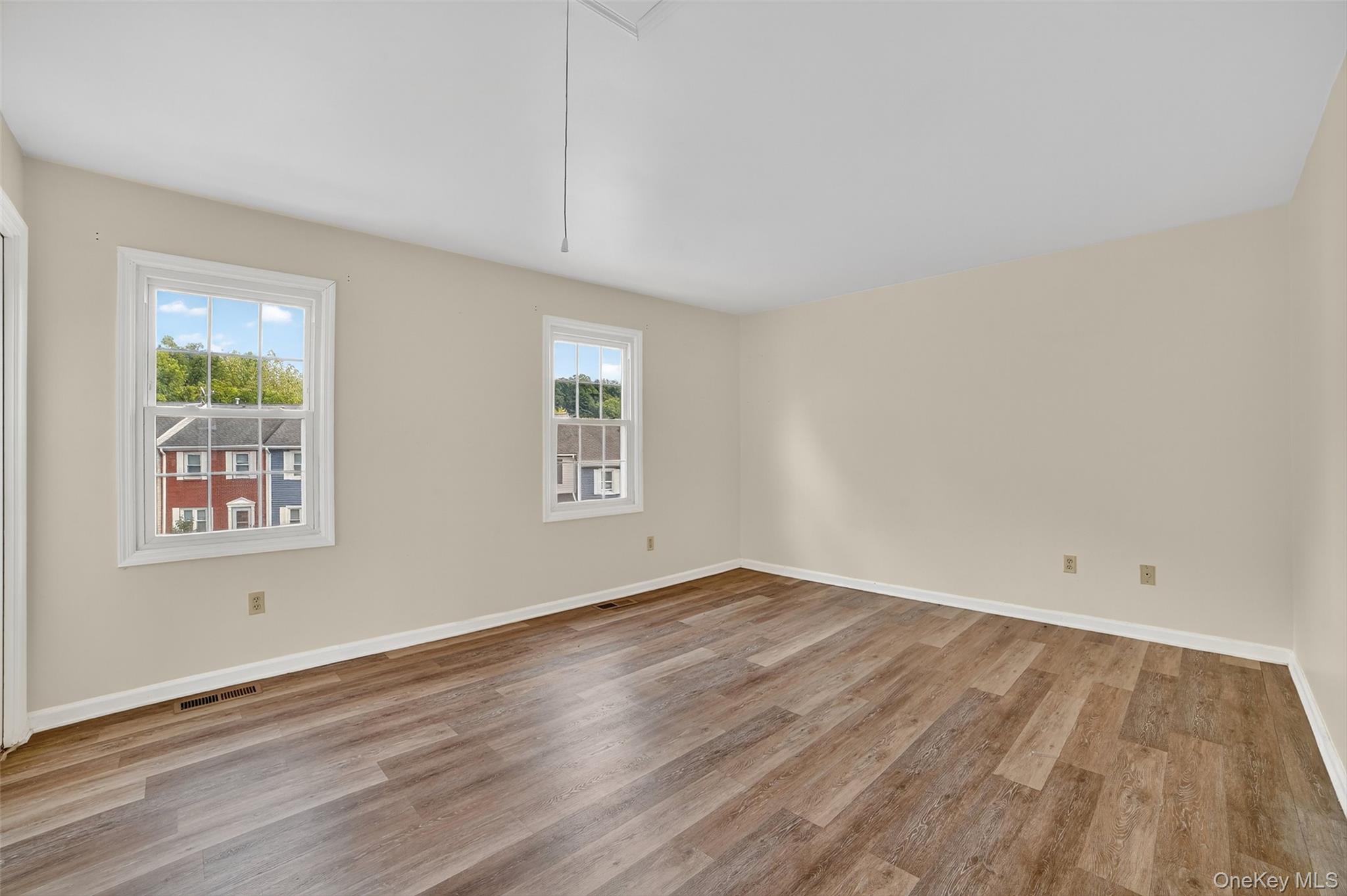 501 Mallard Way, Peekskill, NY 10566