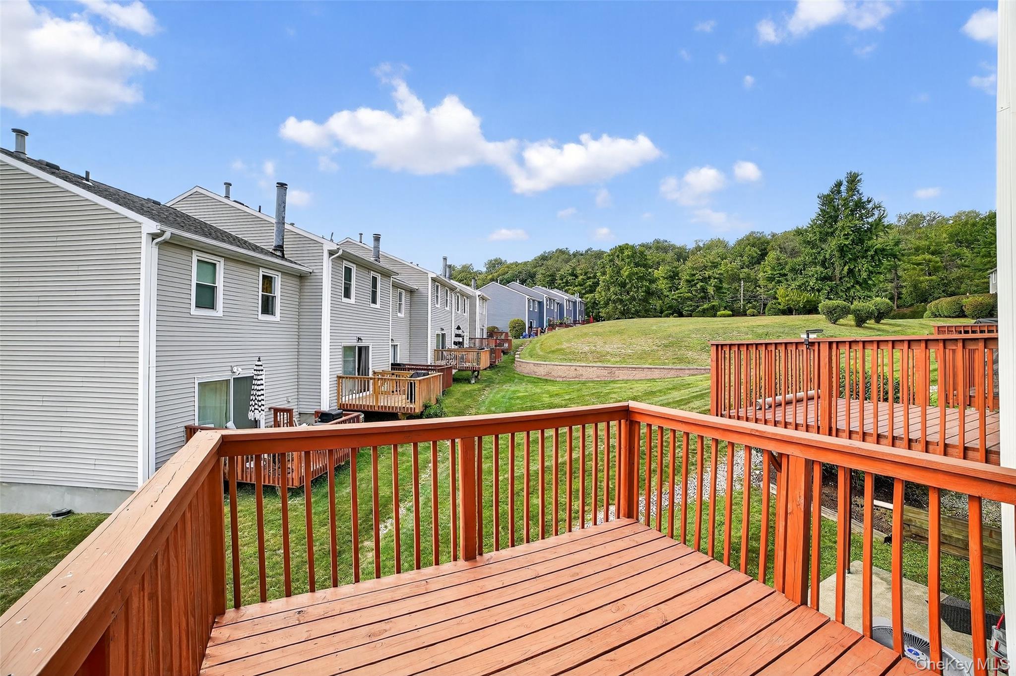 501 Mallard Way, Peekskill, NY 10566