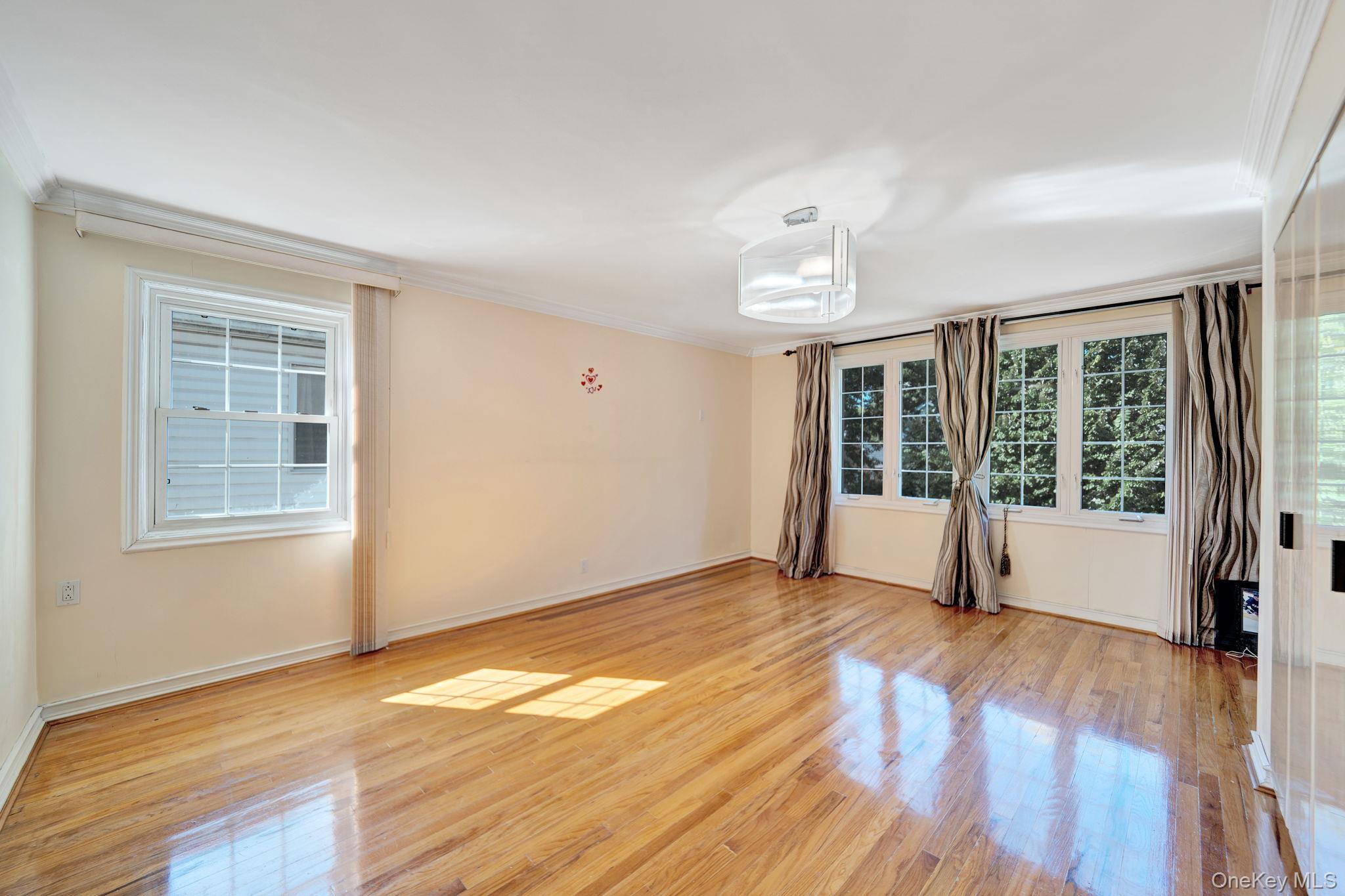 73-55 194th Street, Fresh Meadows, NY 11366